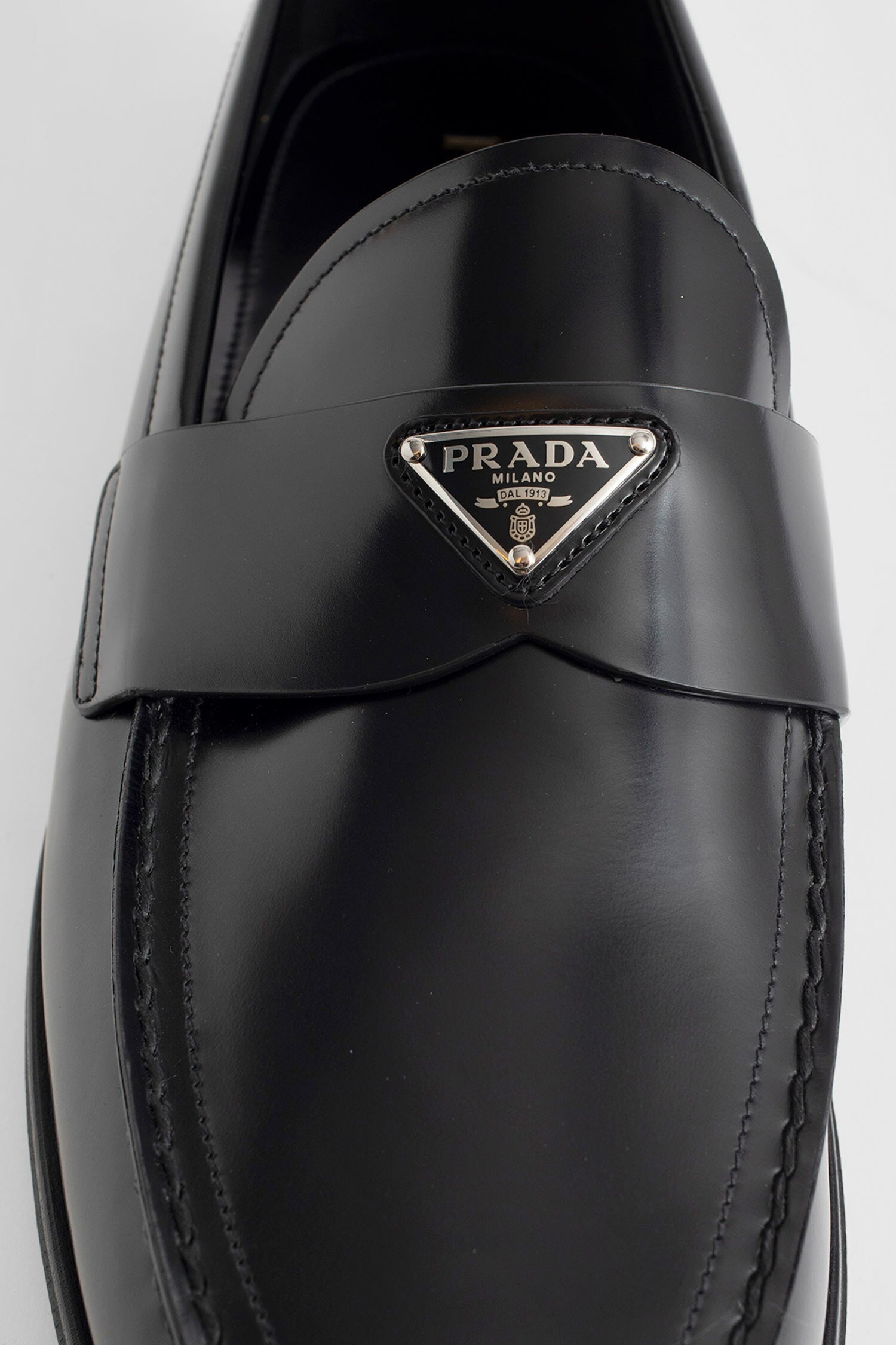 PRADA MAN BLACK LOAFERS