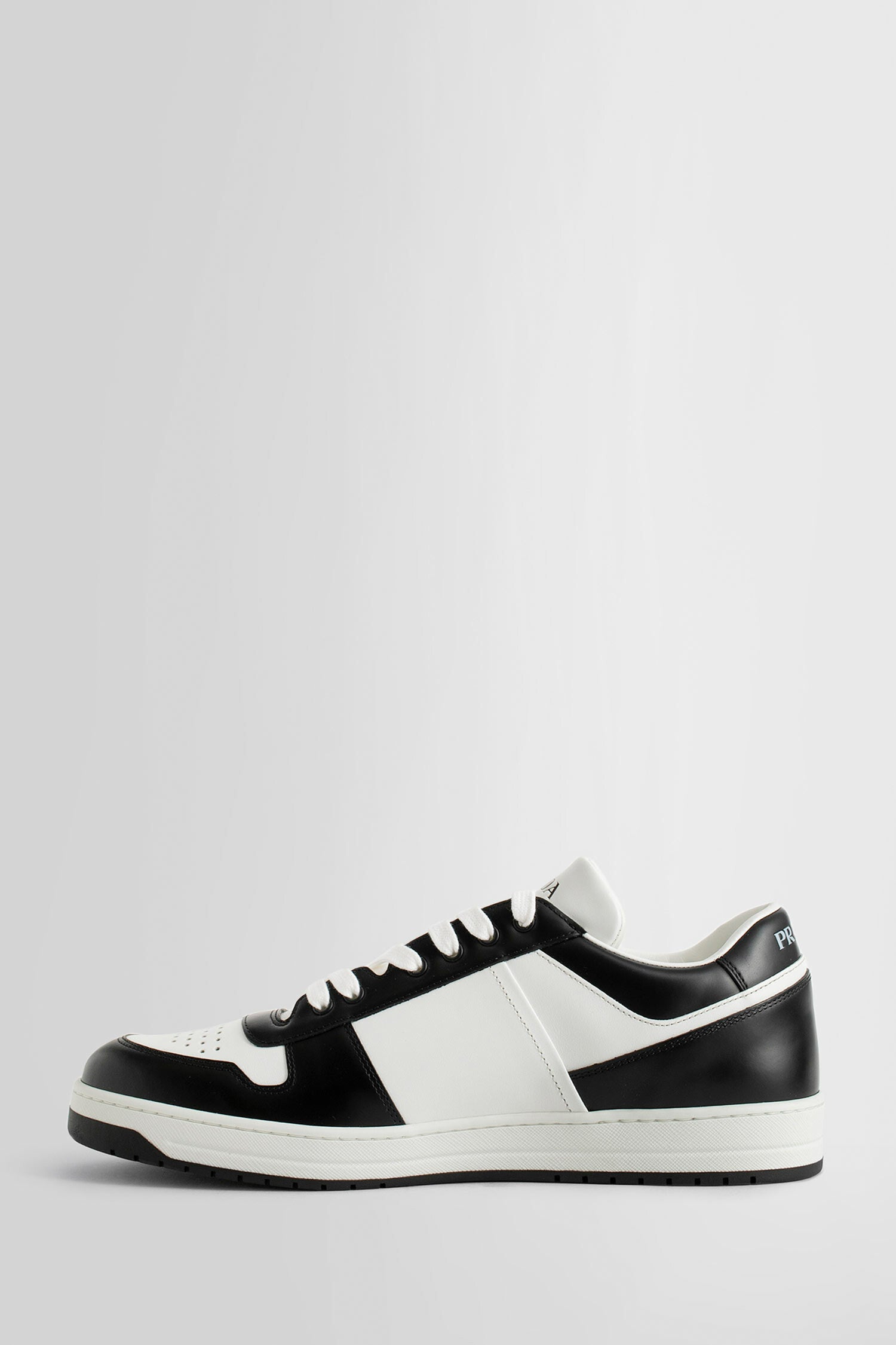 PRADA MAN BLACK&WHITE SNEAKERS