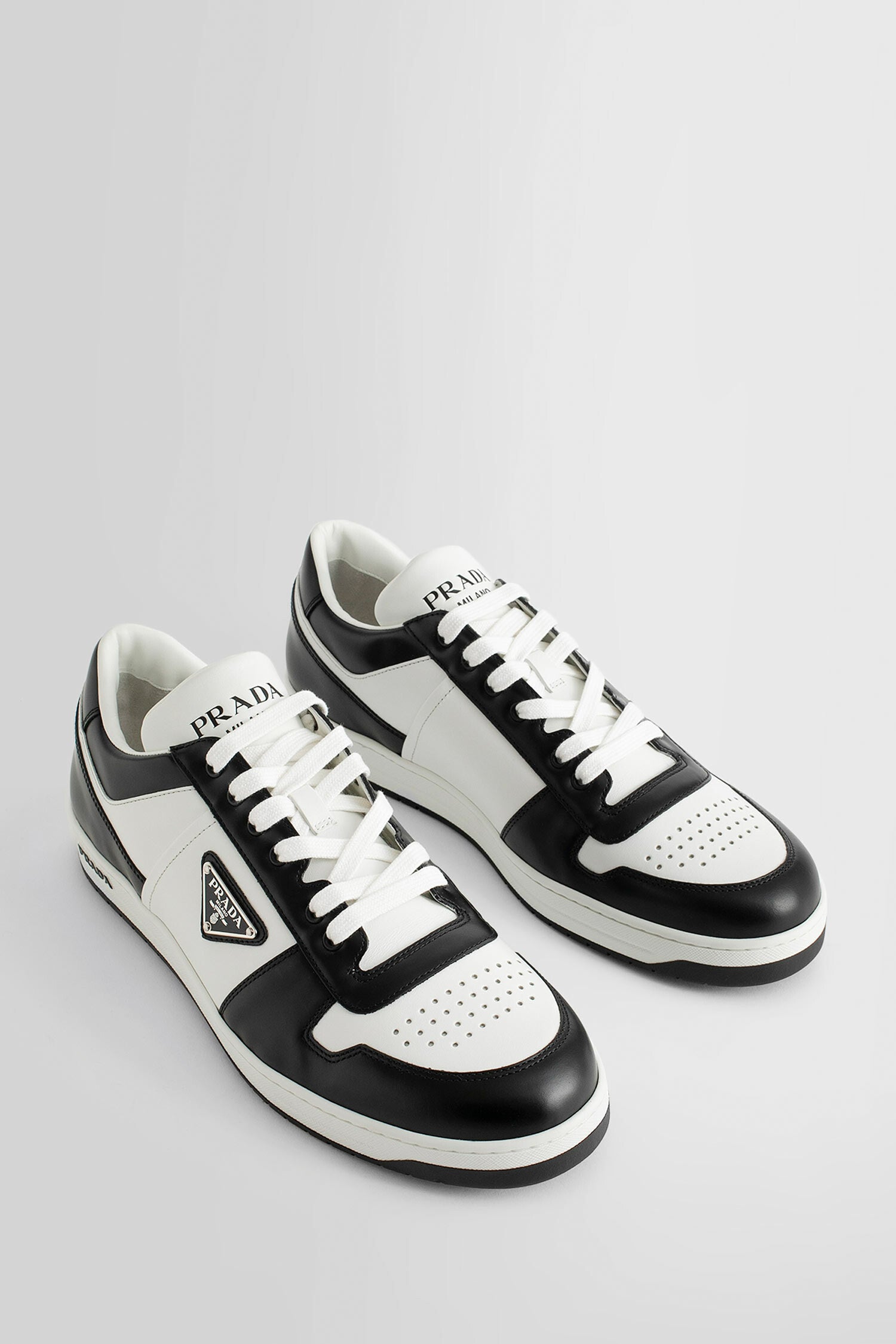 PRADA MAN BLACK&WHITE SNEAKERS