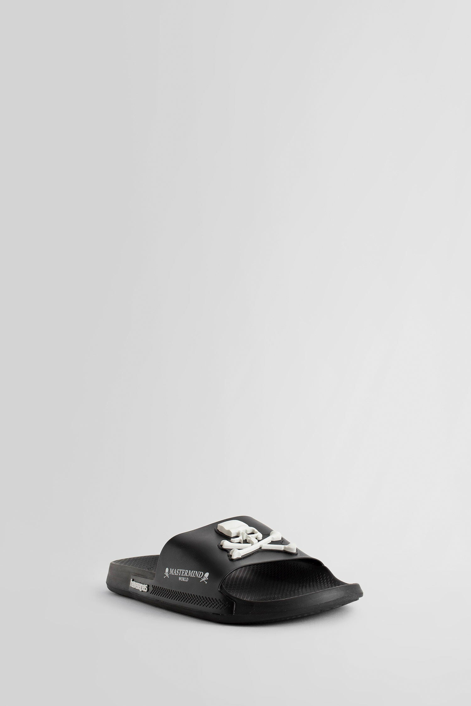 MASTERMIND WORLD UNISEX BLACK SANDALS