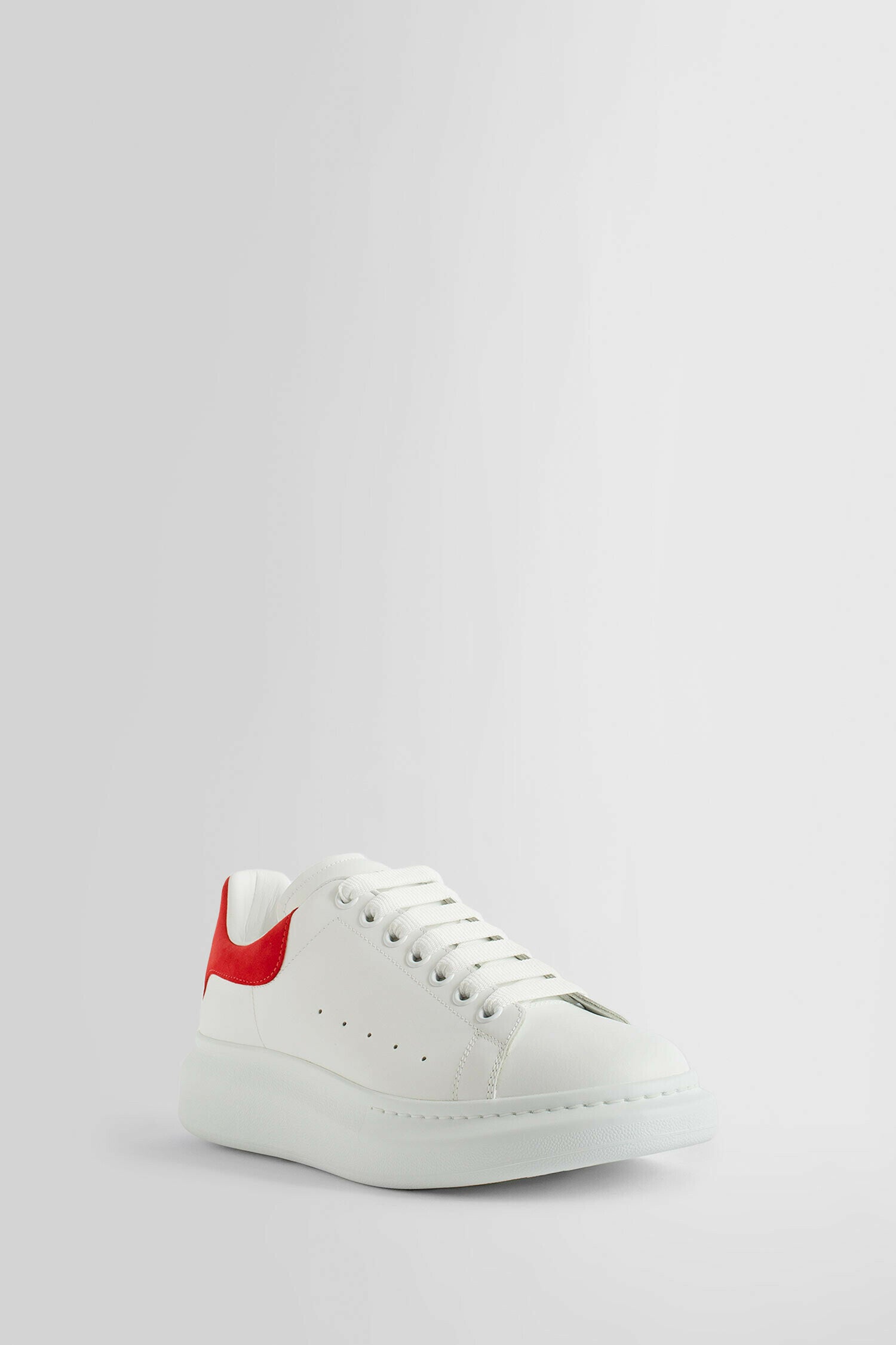 ALEXANDER MCQUEEN MAN WHITE SNEAKERS