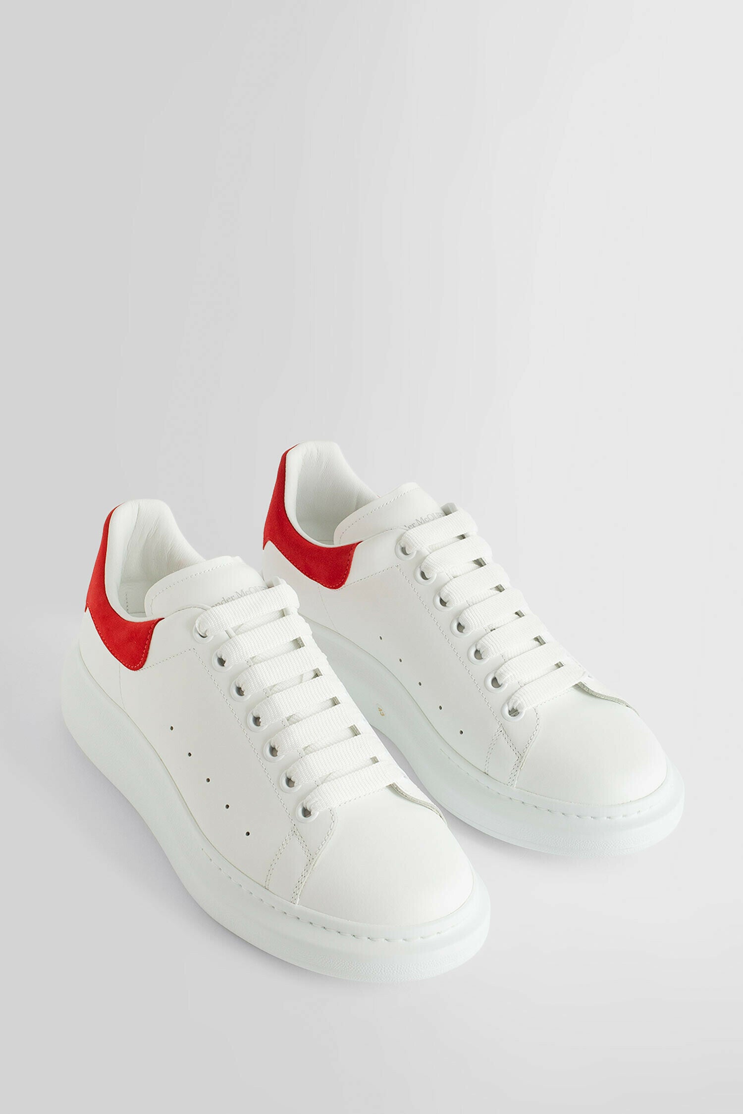 ALEXANDER MCQUEEN MAN WHITE SNEAKERS