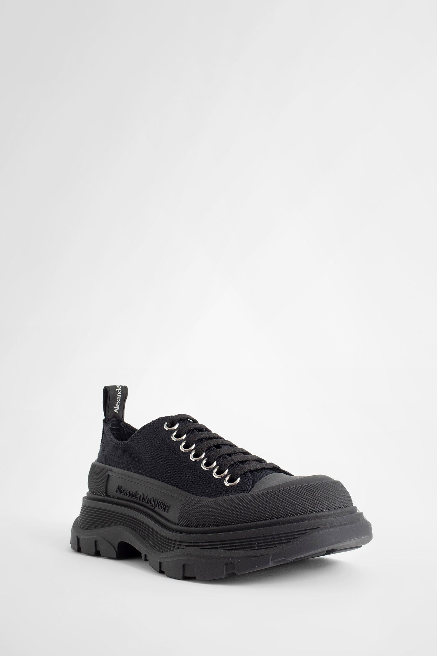 ALEXANDER MCQUEEN WOMAN BLACK SNEAKERS