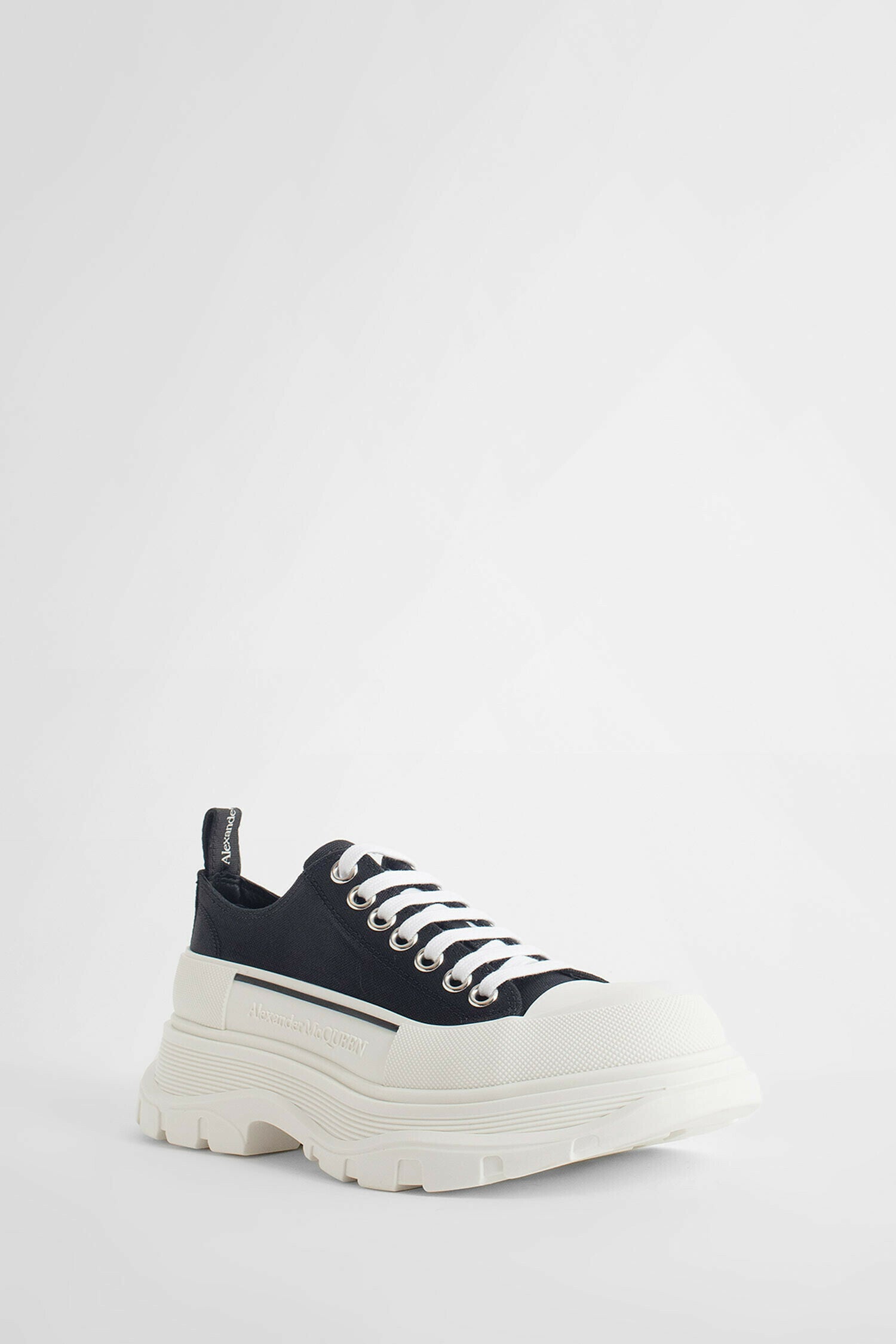 ALEXANDER MCQUEEN WOMAN BLACK&WHITE SNEAKERS