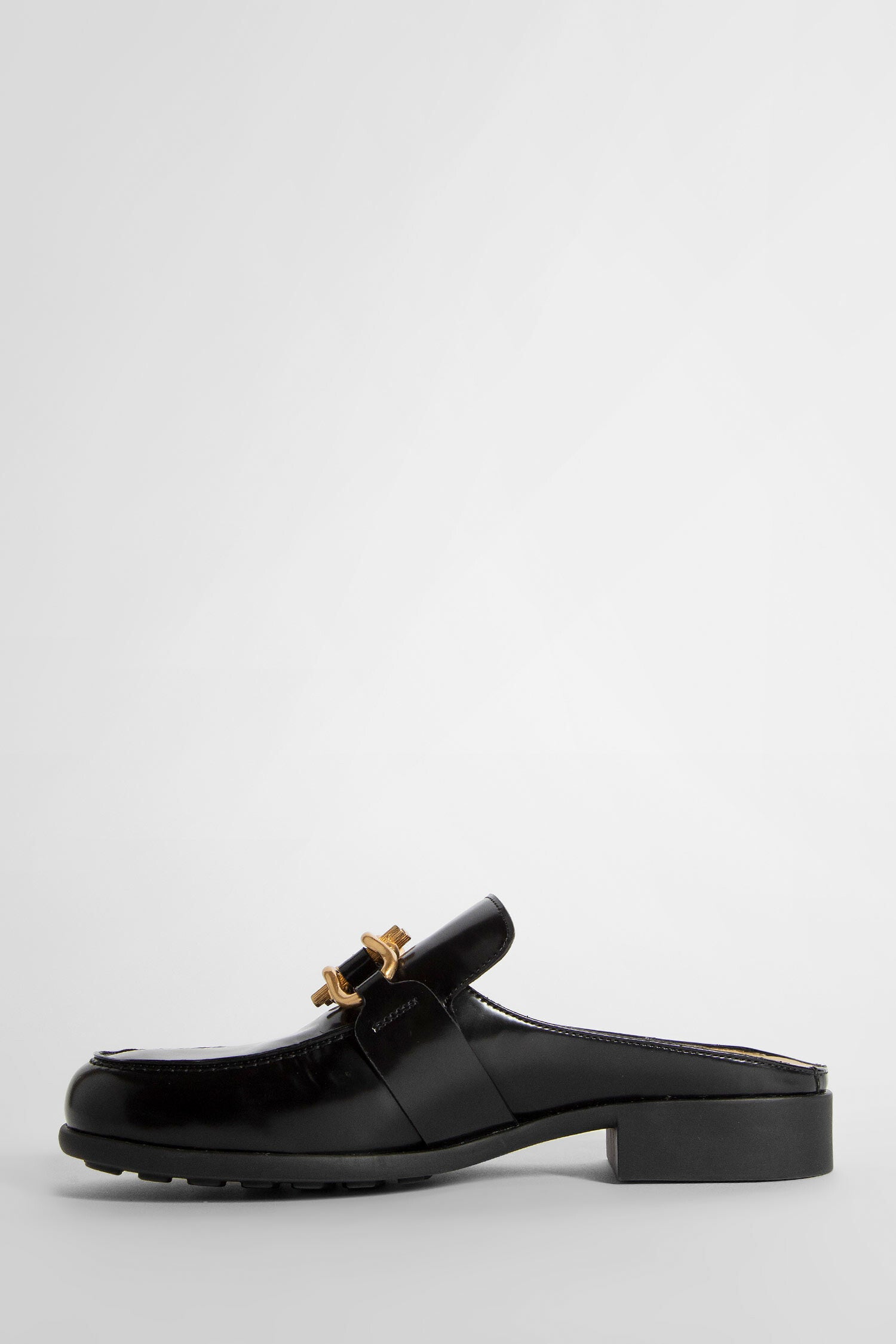 BOTTEGA VENETA WOMAN BLACK LOAFERS & FLATS