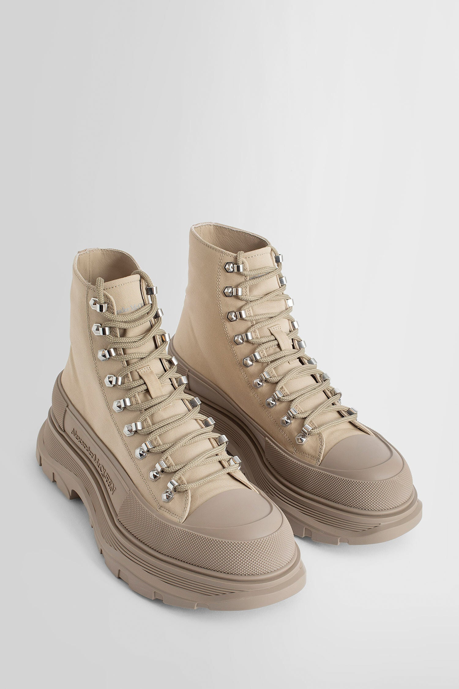 ALEXANDER MCQUEEN MAN BEIGE BOOTS