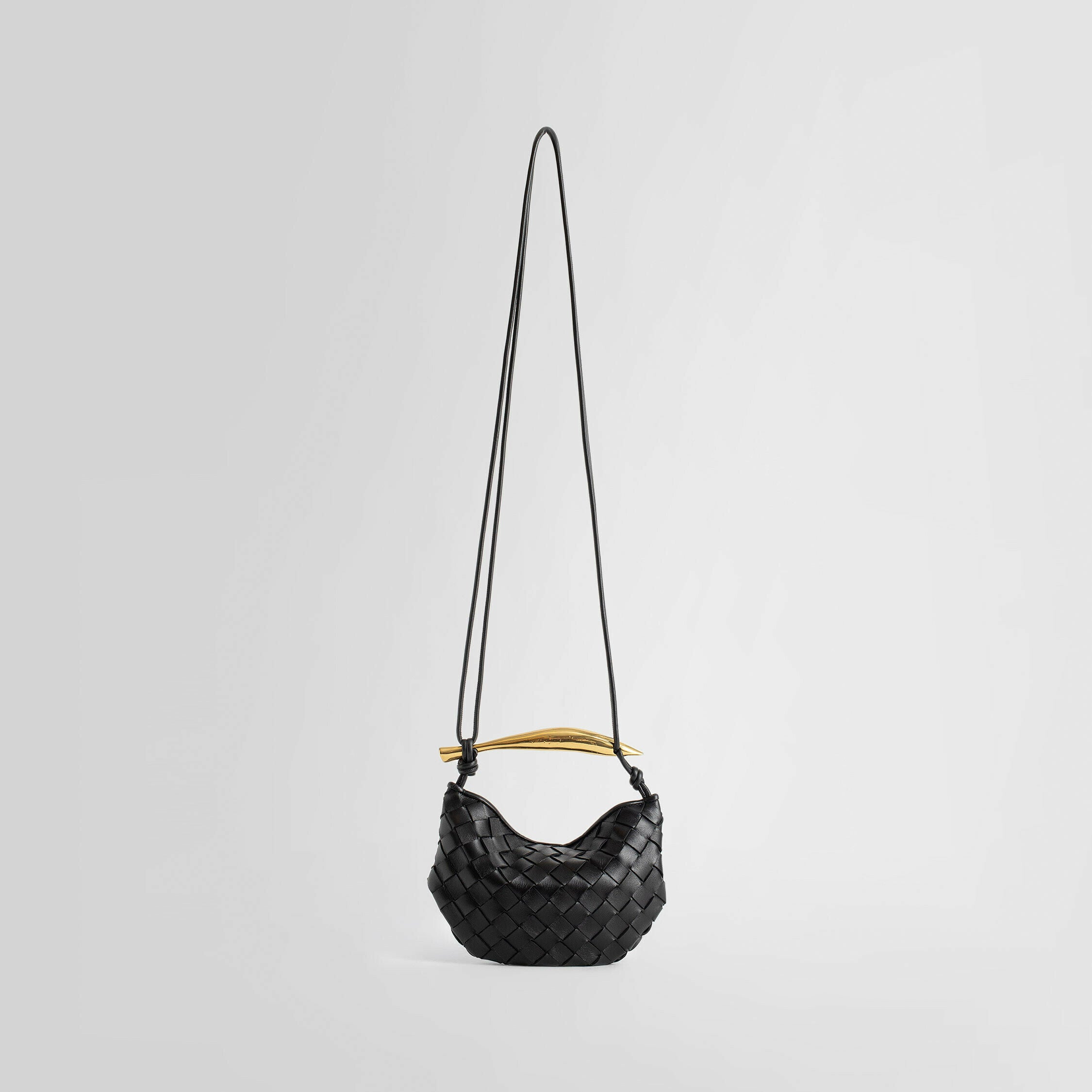 Bottega Veneta black mini pouch bag Archives - STYLE DU MONDE