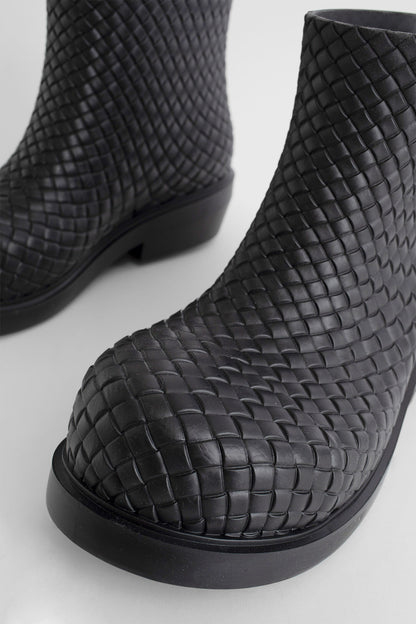 BOTTEGA VENETA MAN BLACK BOOTS