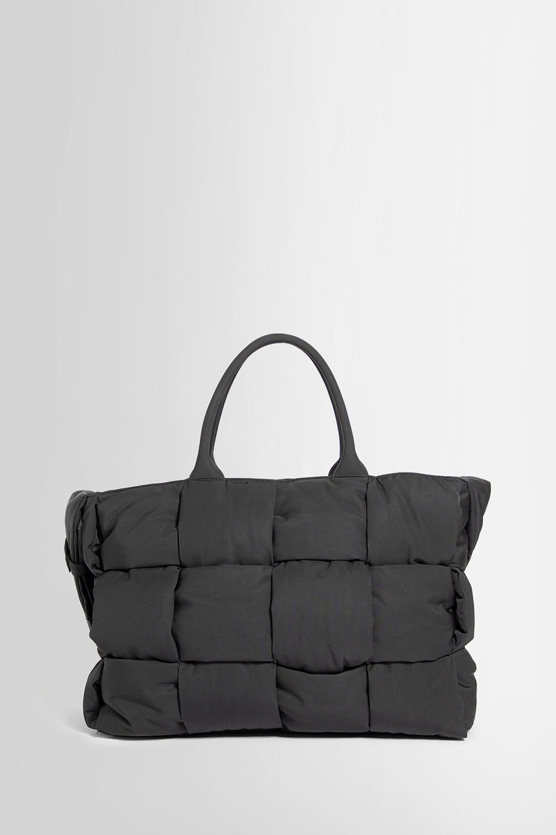 Logo padded tote bag in black - Our Legacy