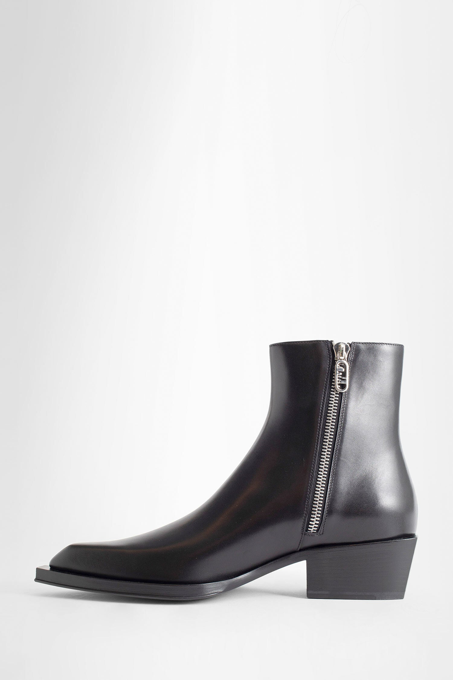 FENDI MAN BLACK BOOTS