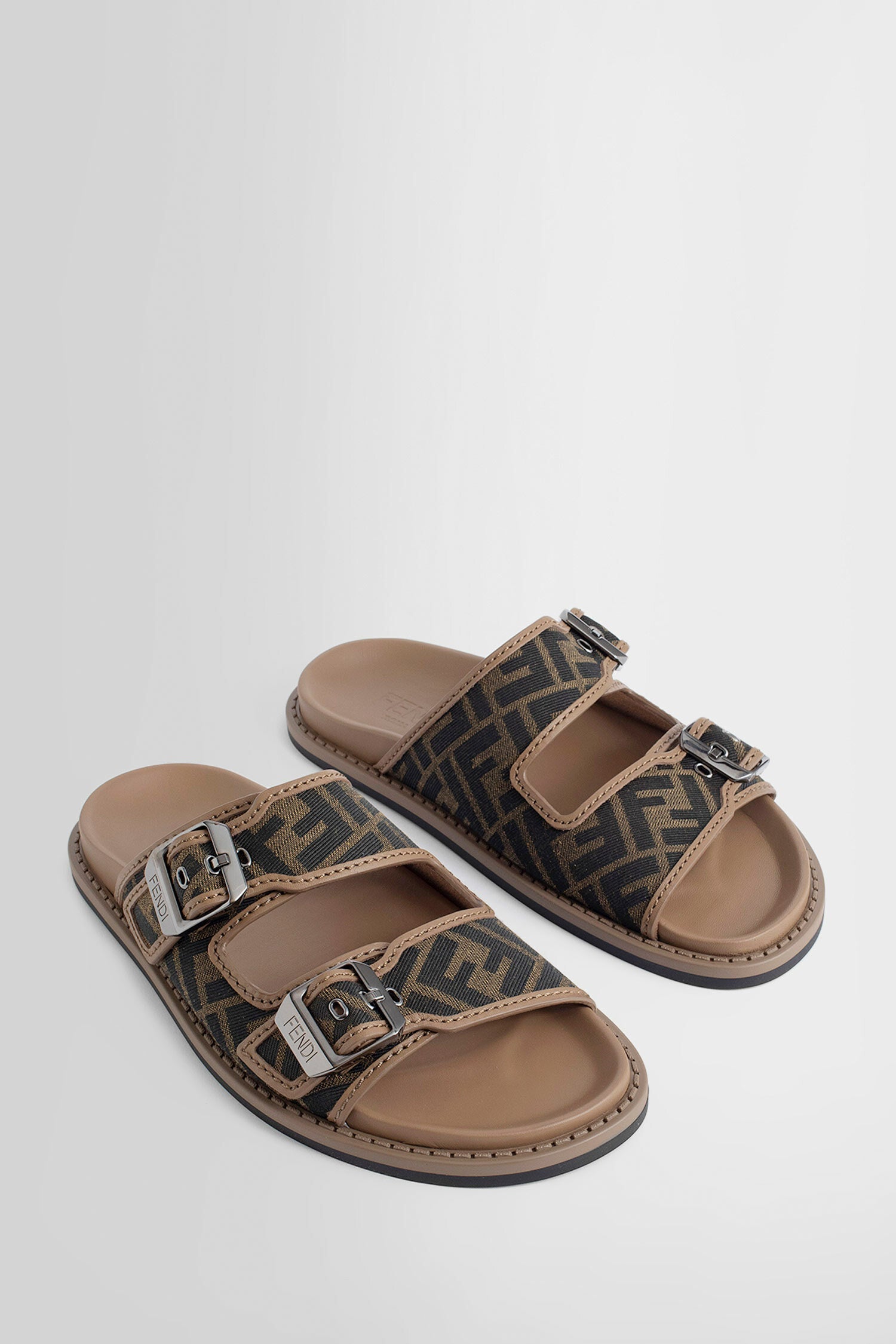 FENDI MAN BROWN SANDALS & SLIDES