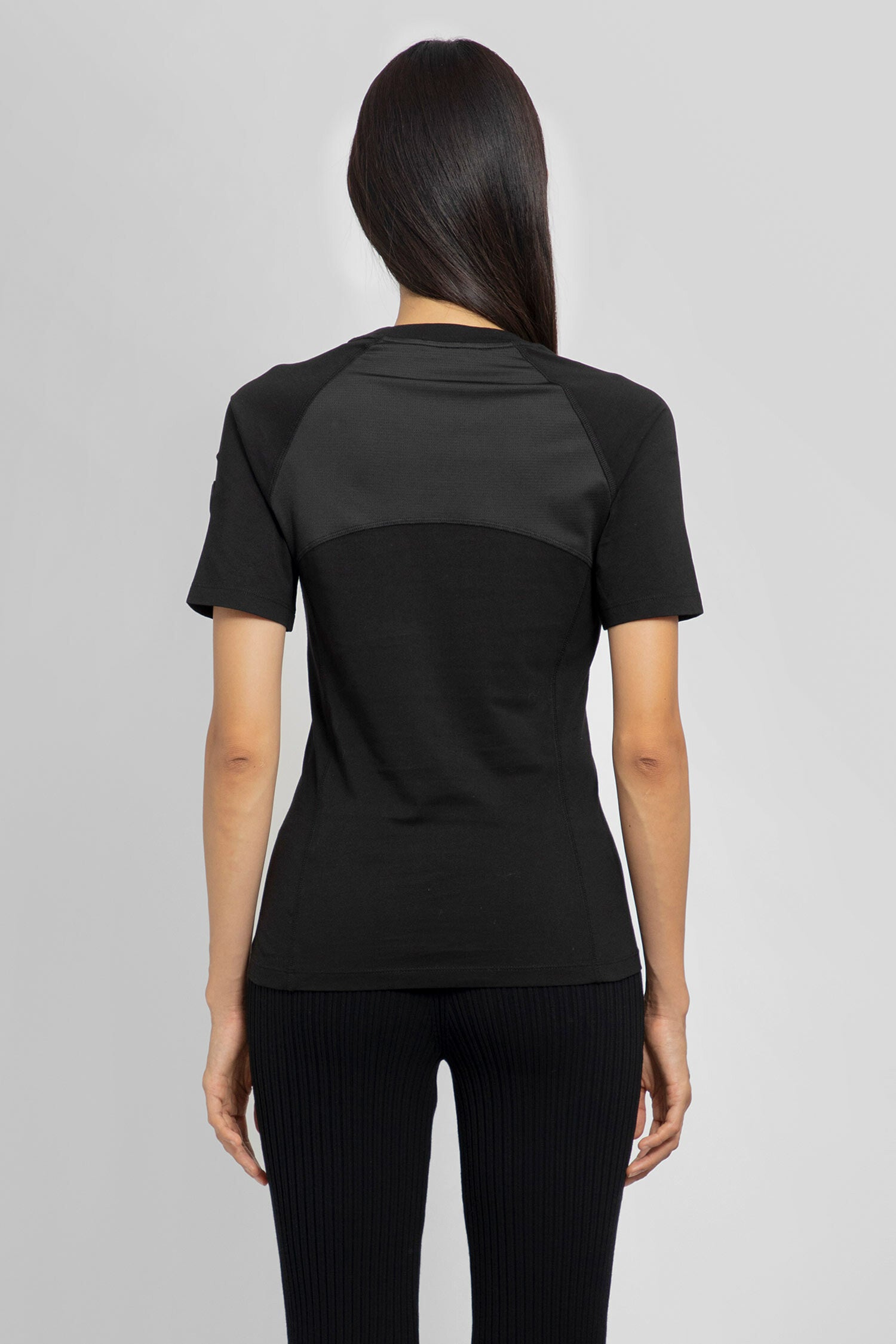 MONCLER WOMAN BLACK T-SHIRTS & TANK TOPS