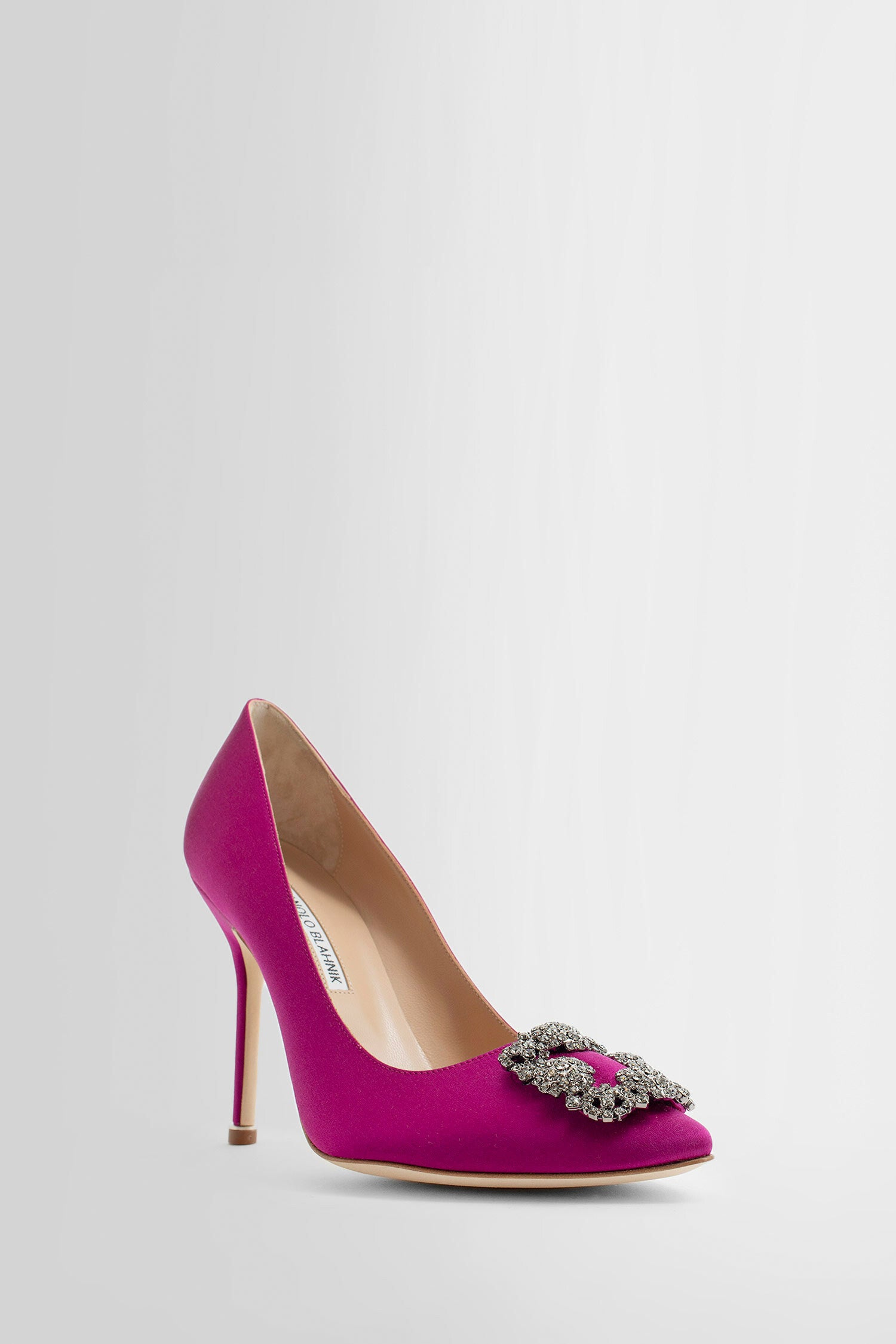 MANOLO BLAHNIK WOMAN PINK PUMPS