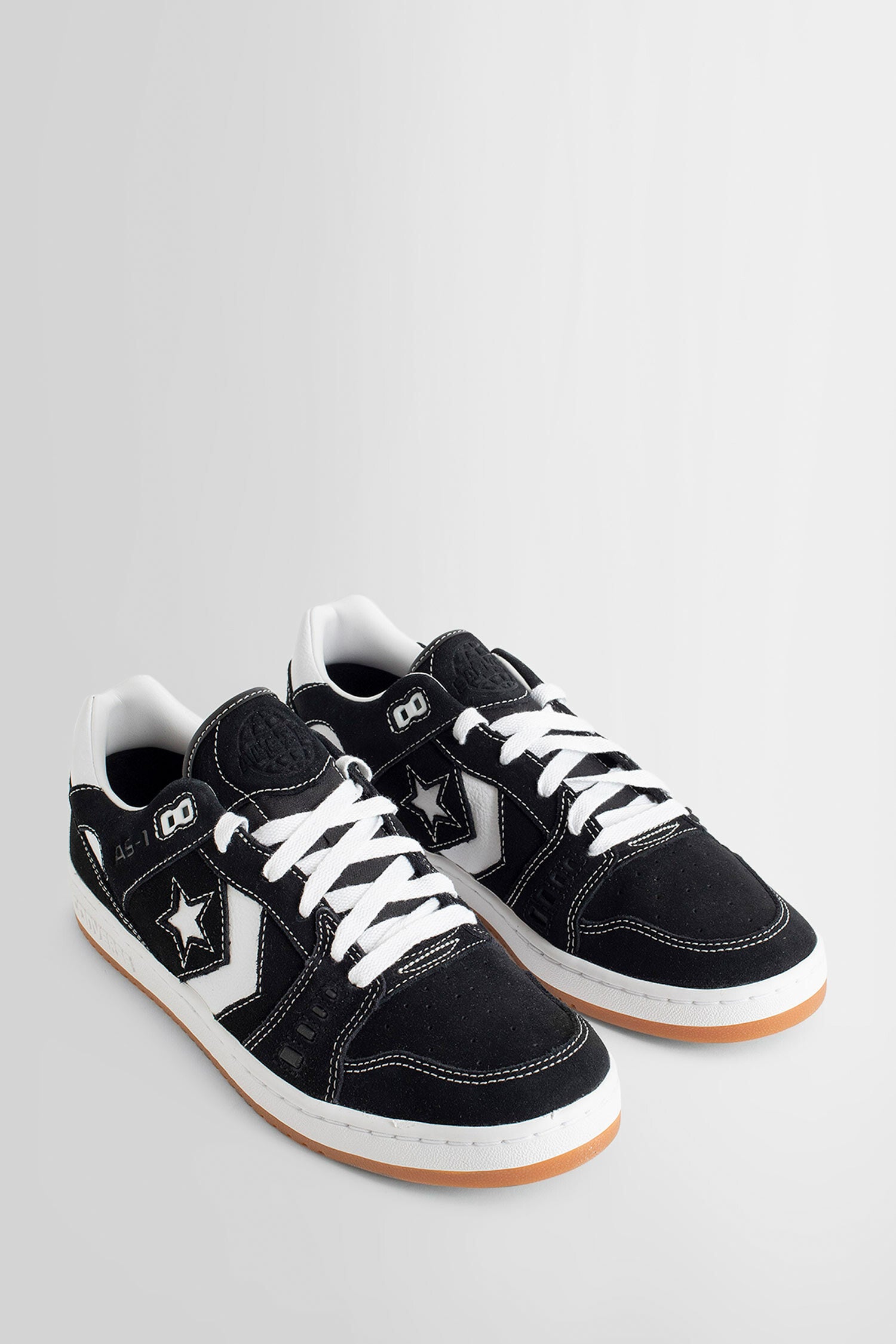 CONVERSE UNISEX BLACK&WHITE SNEAKERS