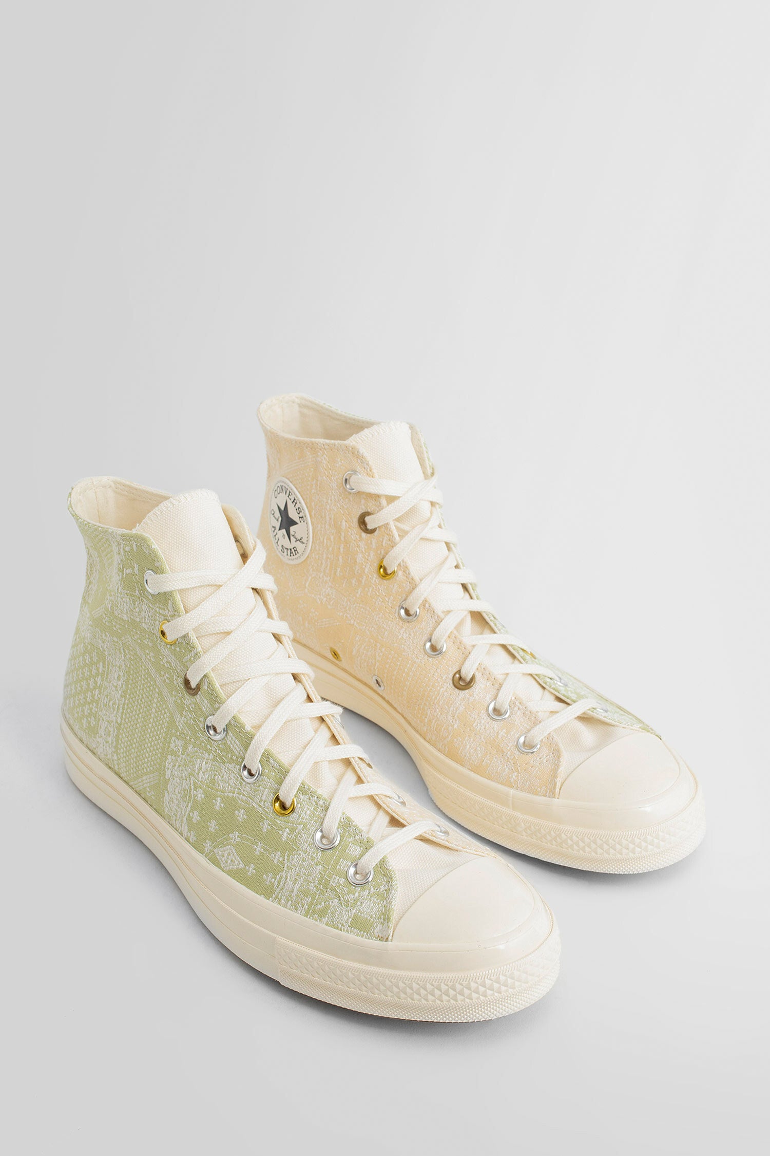 CONVERSE UNISEX GREEN SNEAKERS