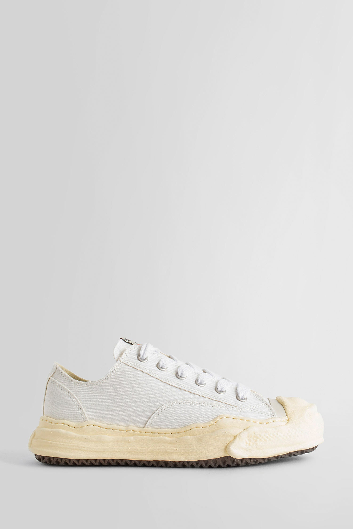 MAISON MIHARA YASUHIRO UNISEX WHITE SNEAKERS