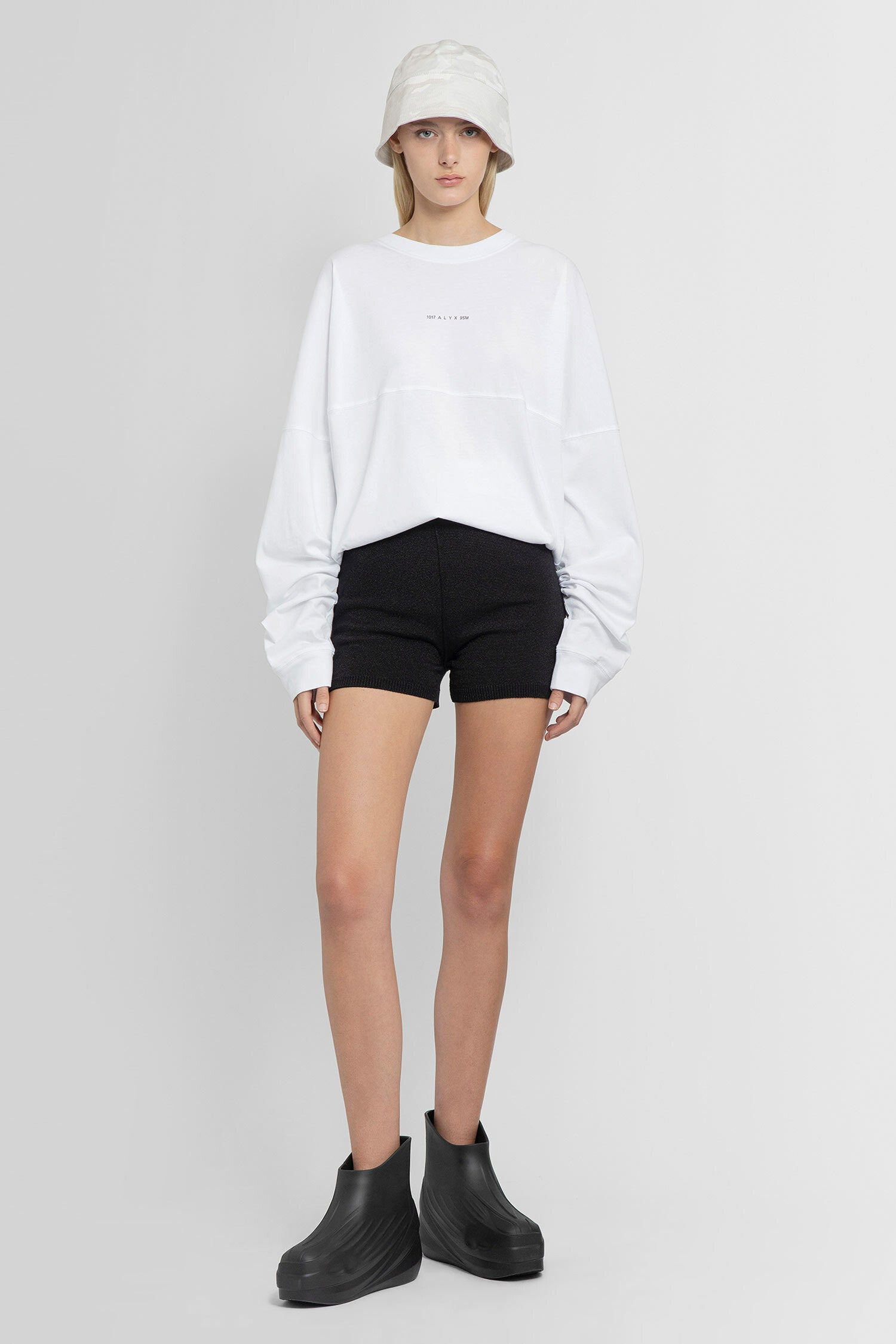 1017 ALYX 9SM WOMAN BLACK SHORTS - 1017 ALYX 9SM - SHORTS | Antonioli