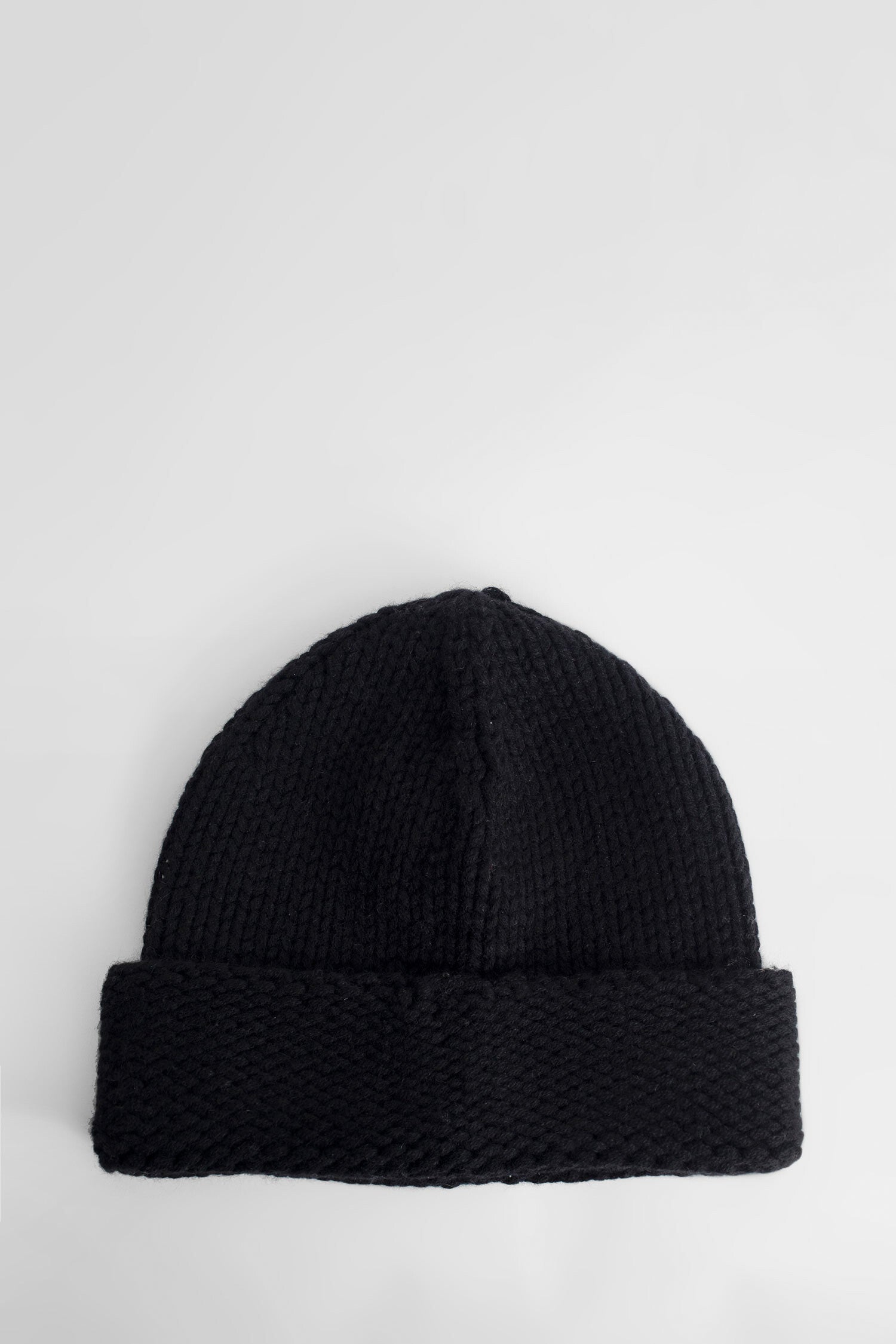 WARM-ME UNISEX BLACK HATS