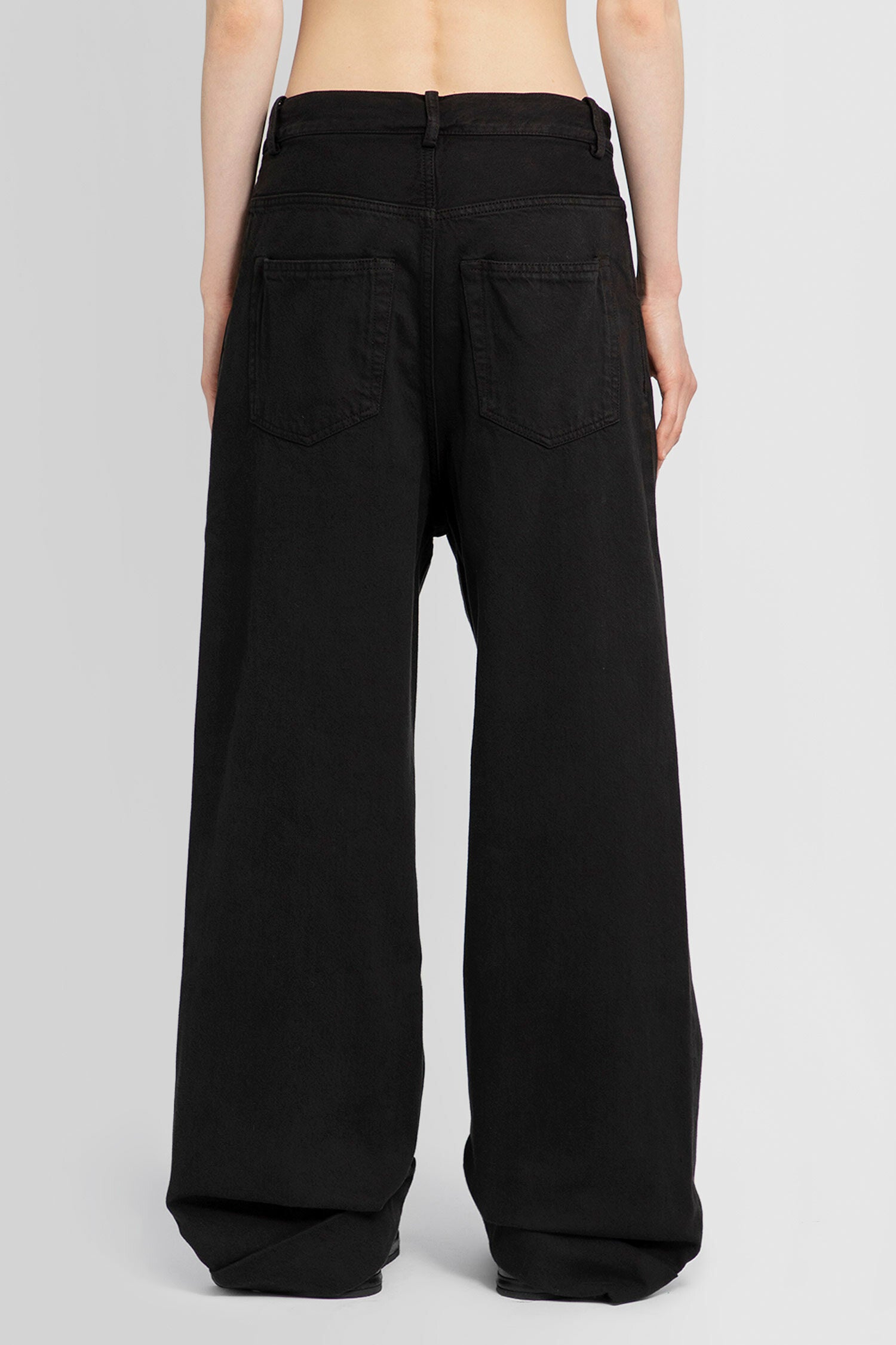 ANN DEMEULEMEESTER WOMAN BLACK JEANS