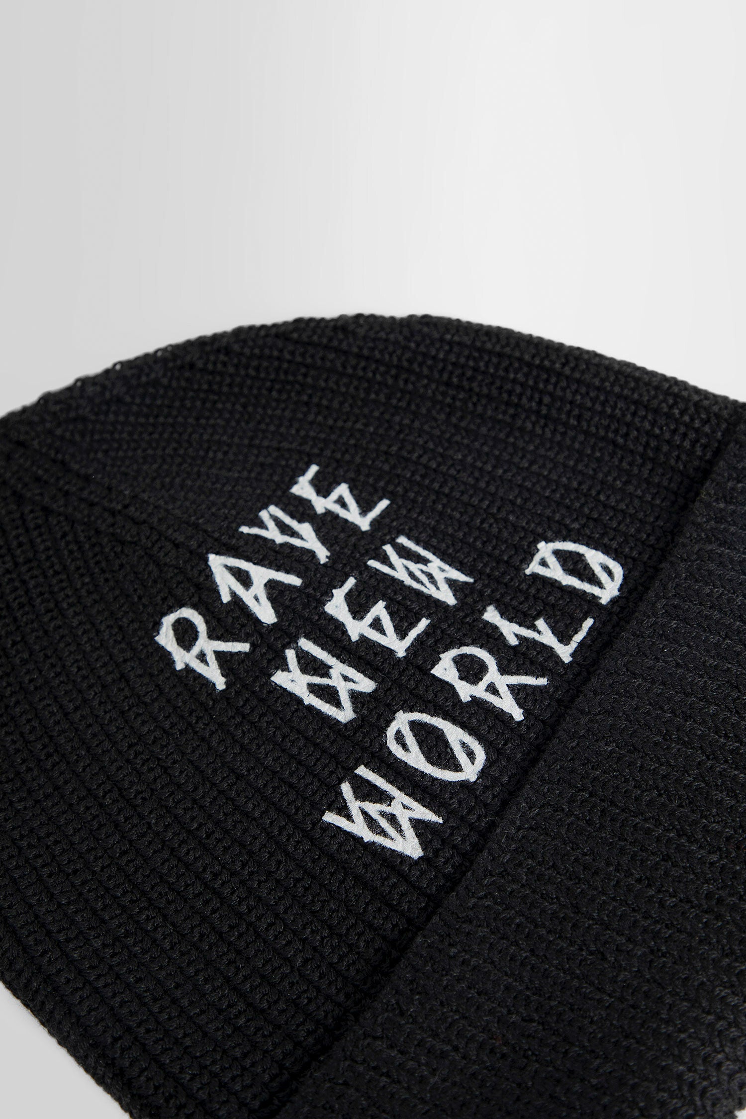 44 LABEL GROUP MAN BLACK HATS