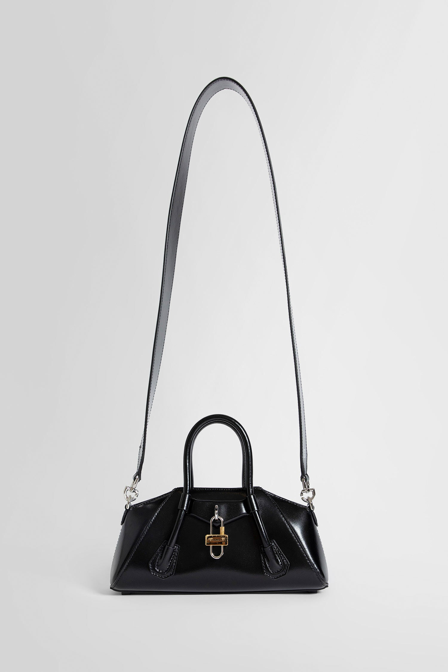 GIVENCHY WOMAN BLACK TOP HANDLE BAGS