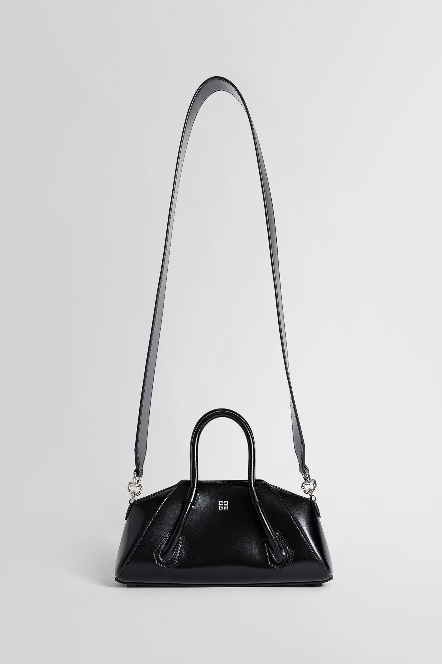 GIVENCHY WOMAN BLACK TOP HANDLE BAGS