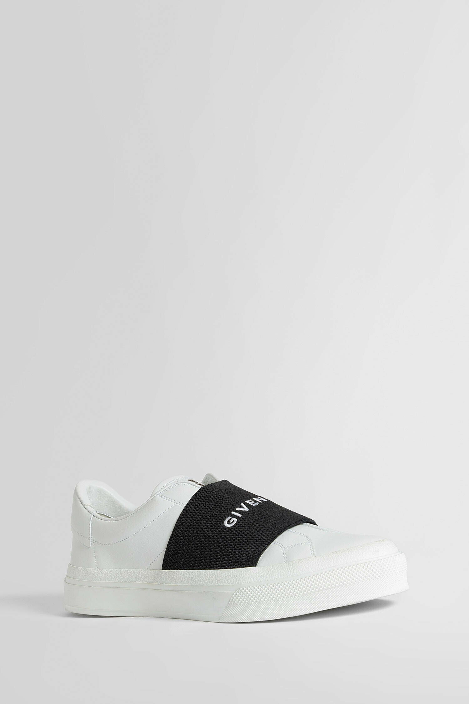 GIVENCHY MAN WHITE SNEAKERS