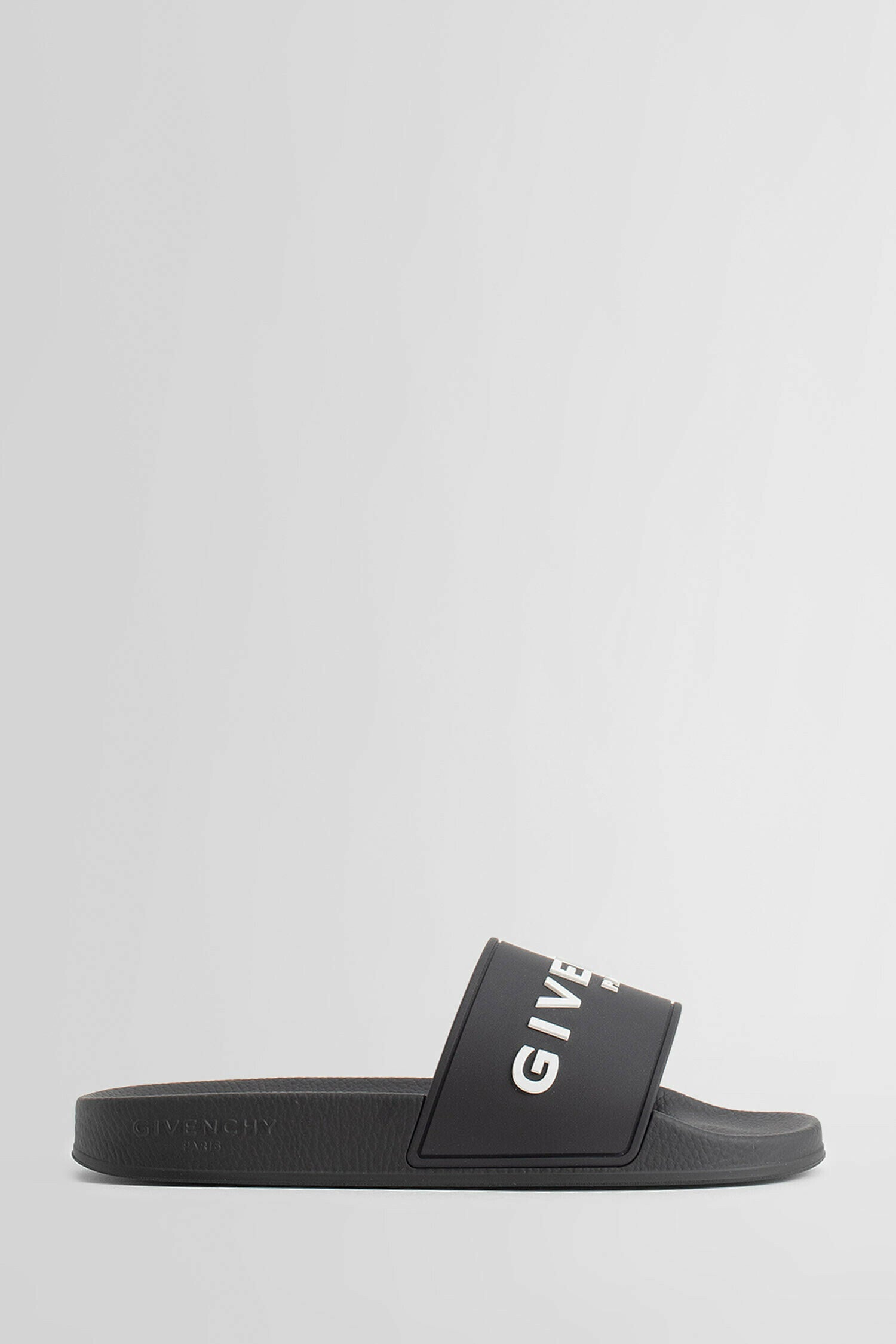 GIVENCHY MAN BLACK SANDALS & SLIDES