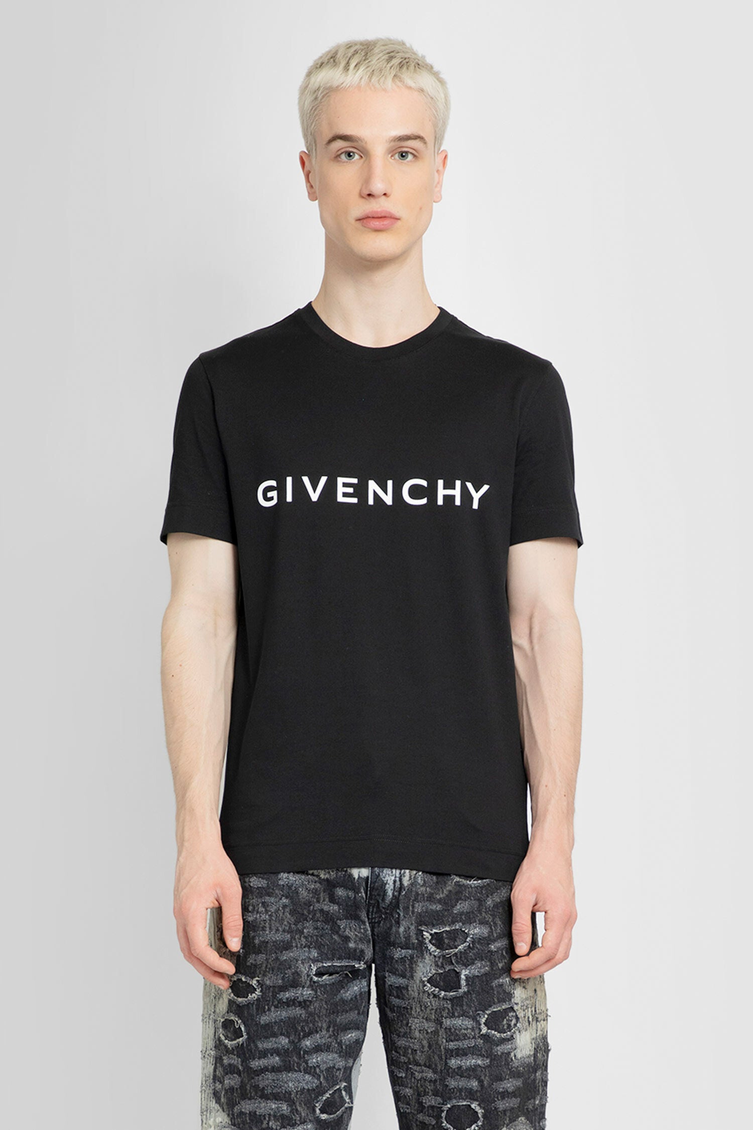 GIVENCHY MAN BLACK T-SHIRTS