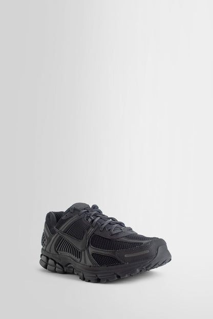 NIKE UNISEX BLACK SNEAKERS