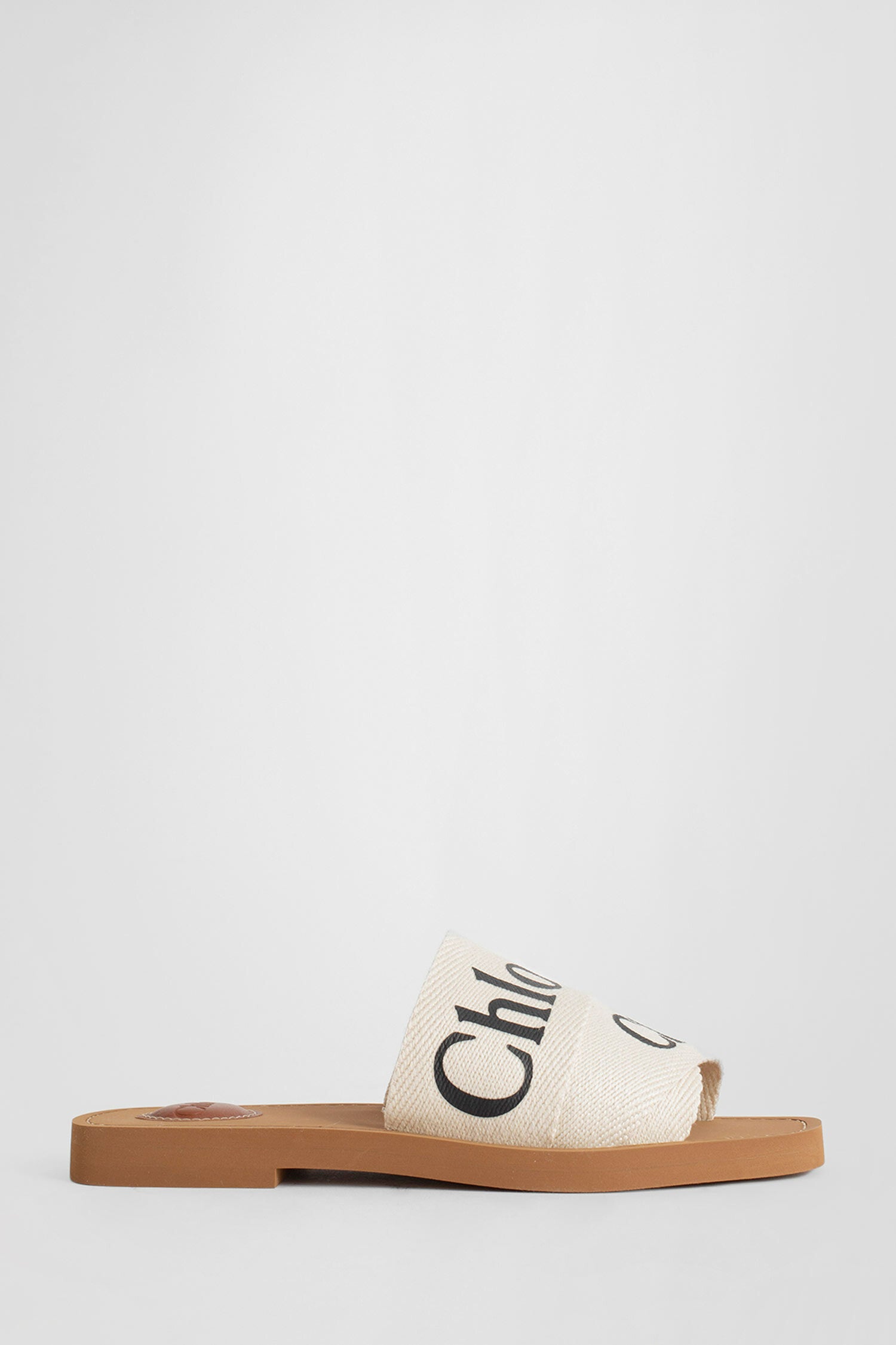 CHLOÉ WOMAN WHITE SANDALS