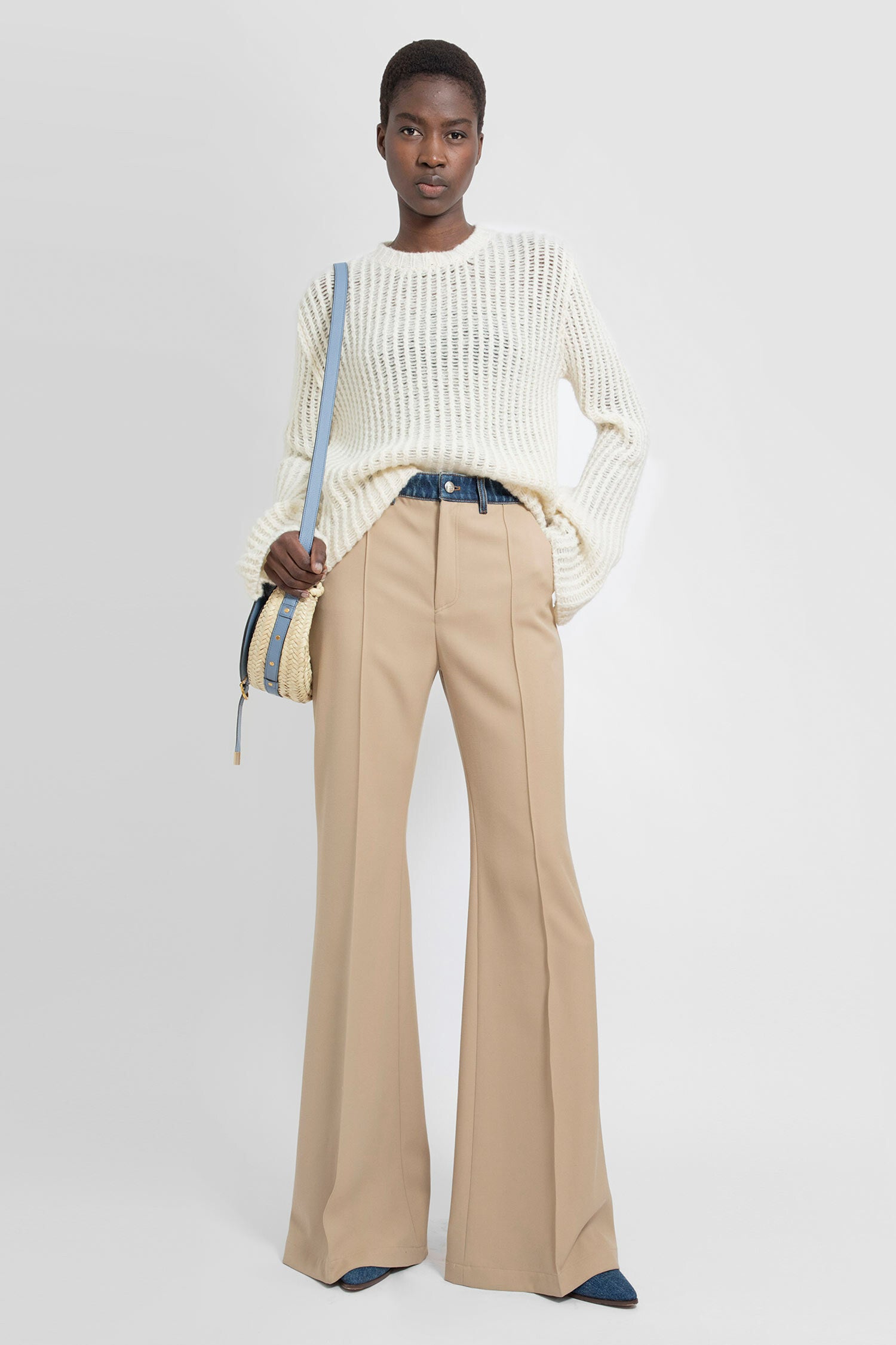 CHLOÉ WOMAN BEIGE TROUSERS