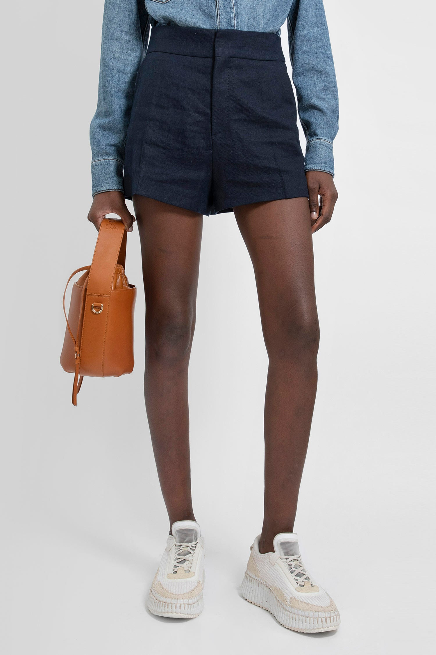 CHLOÉ WOMAN BLUE SHORTS