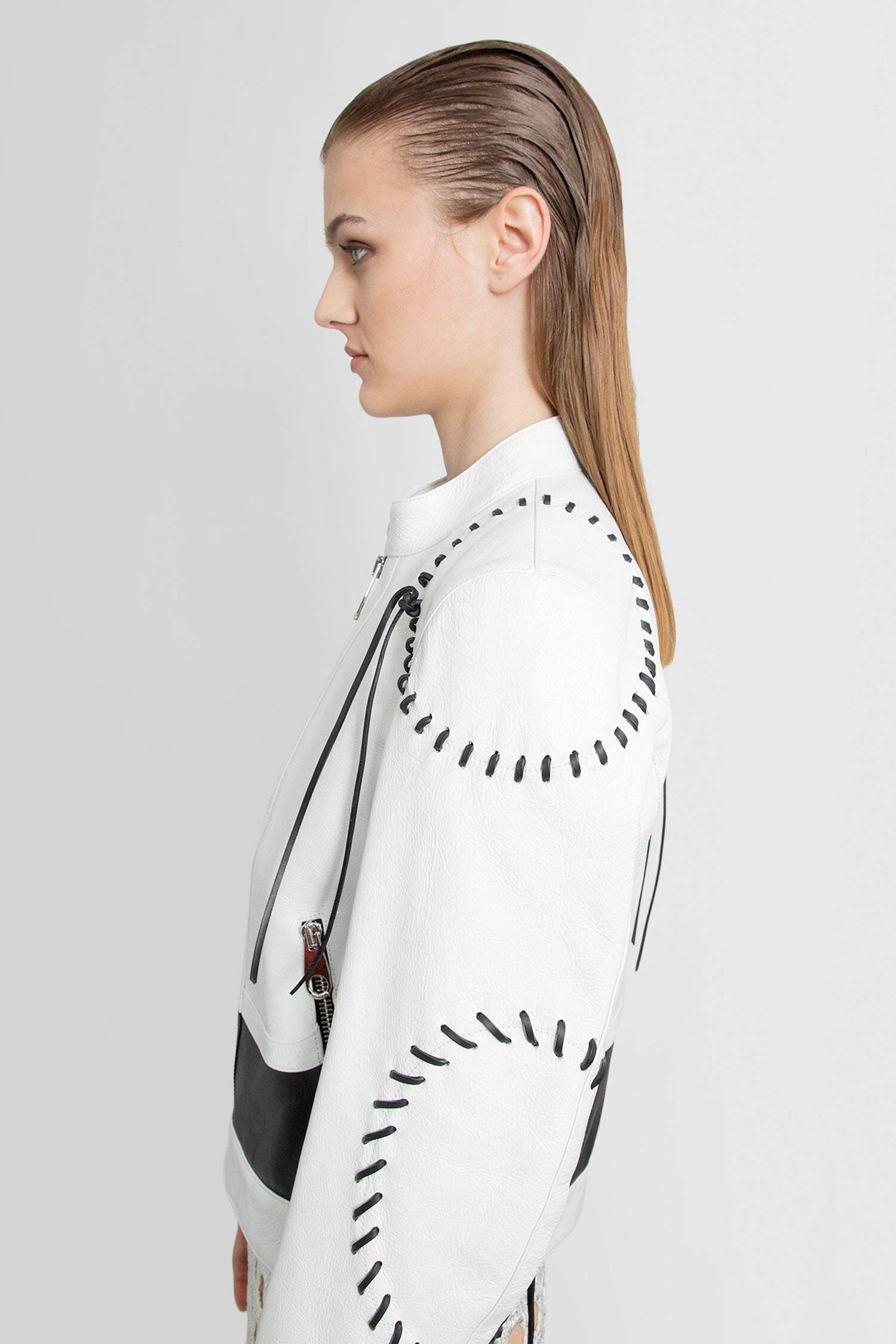 CHLOÉ WOMAN BLACK&WHITE JACKETS