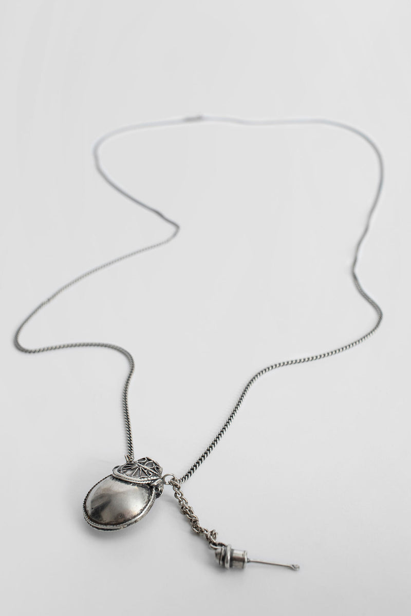 Ernest W. Baker: Silver Chain Necklace