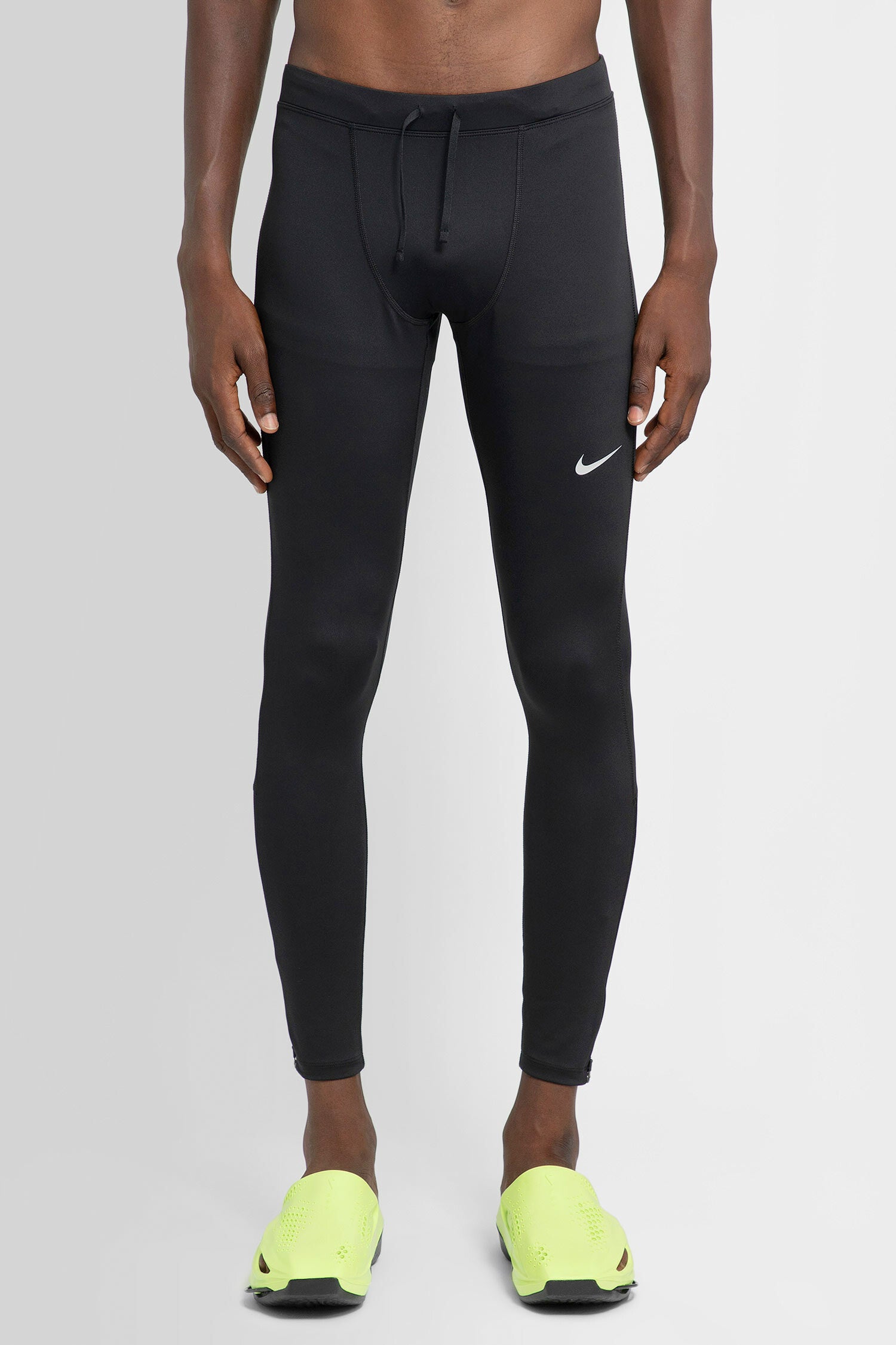 NIKE MAN BLACK TROUSERS