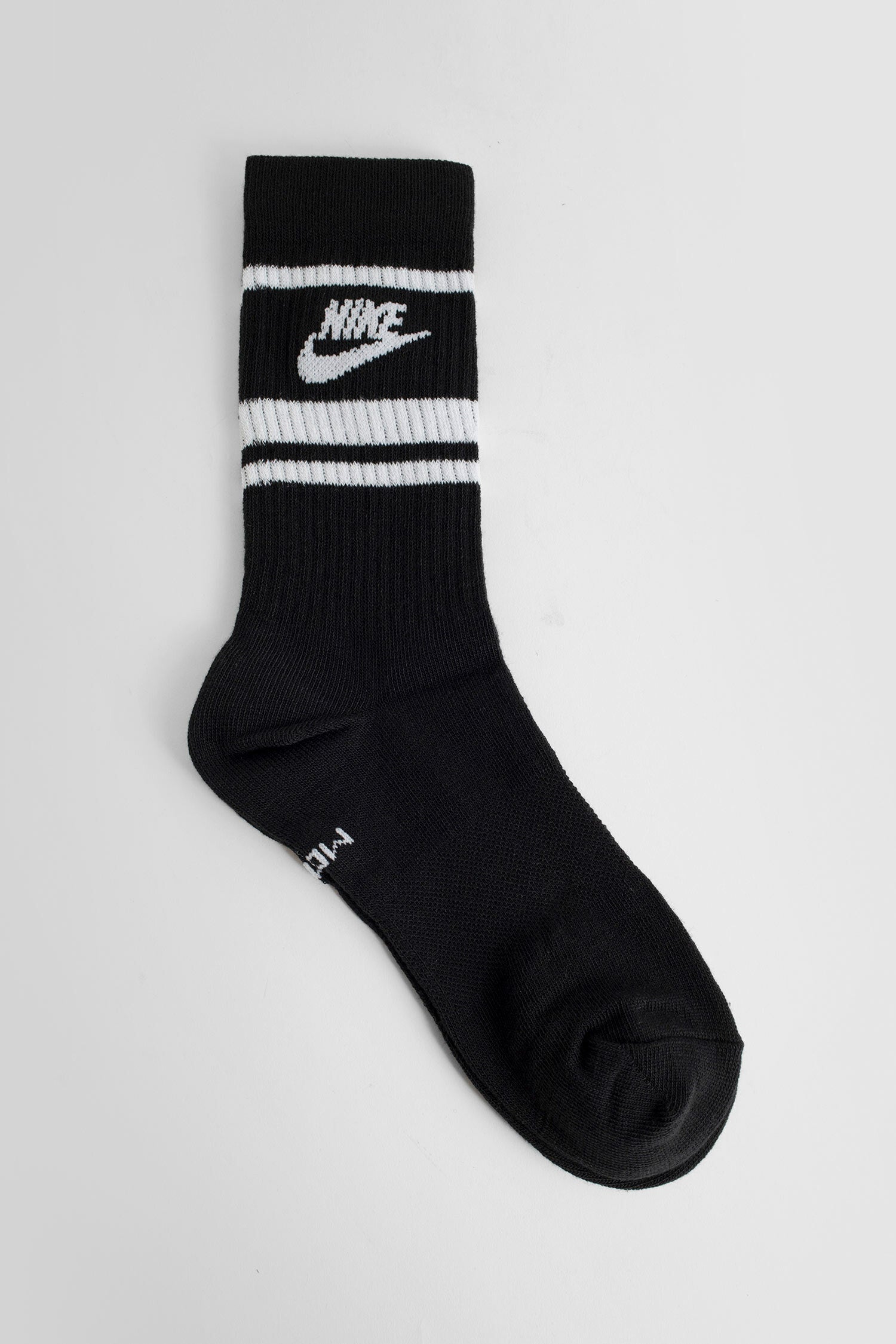 NIKE UNISEX BLACK&WHITE SOCKS