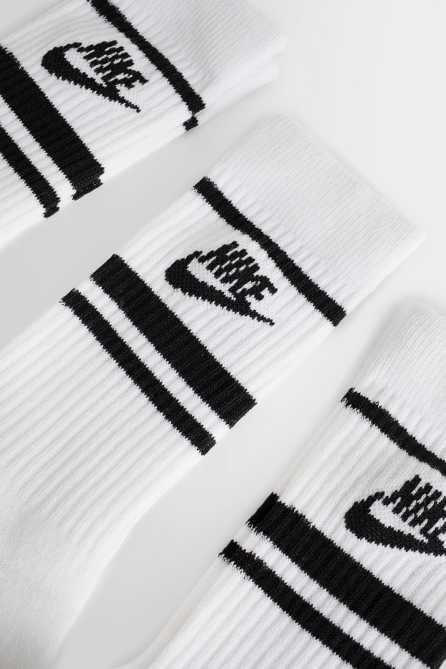 NIKE UNISEX BLACK&WHITE SOCKS