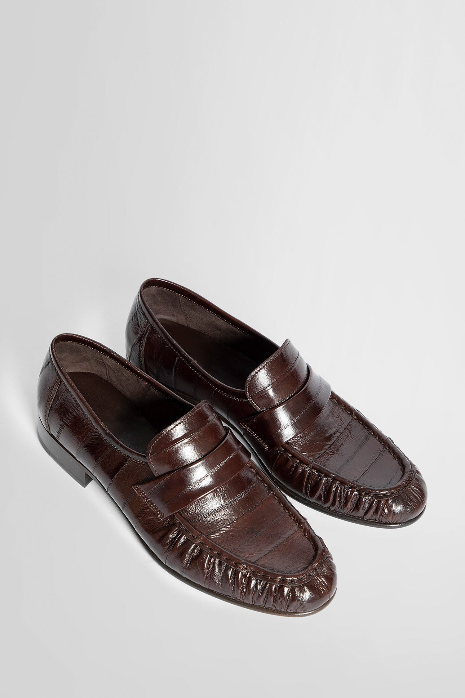 THE ROW WOMAN BROWN LOAFERS & FLATS