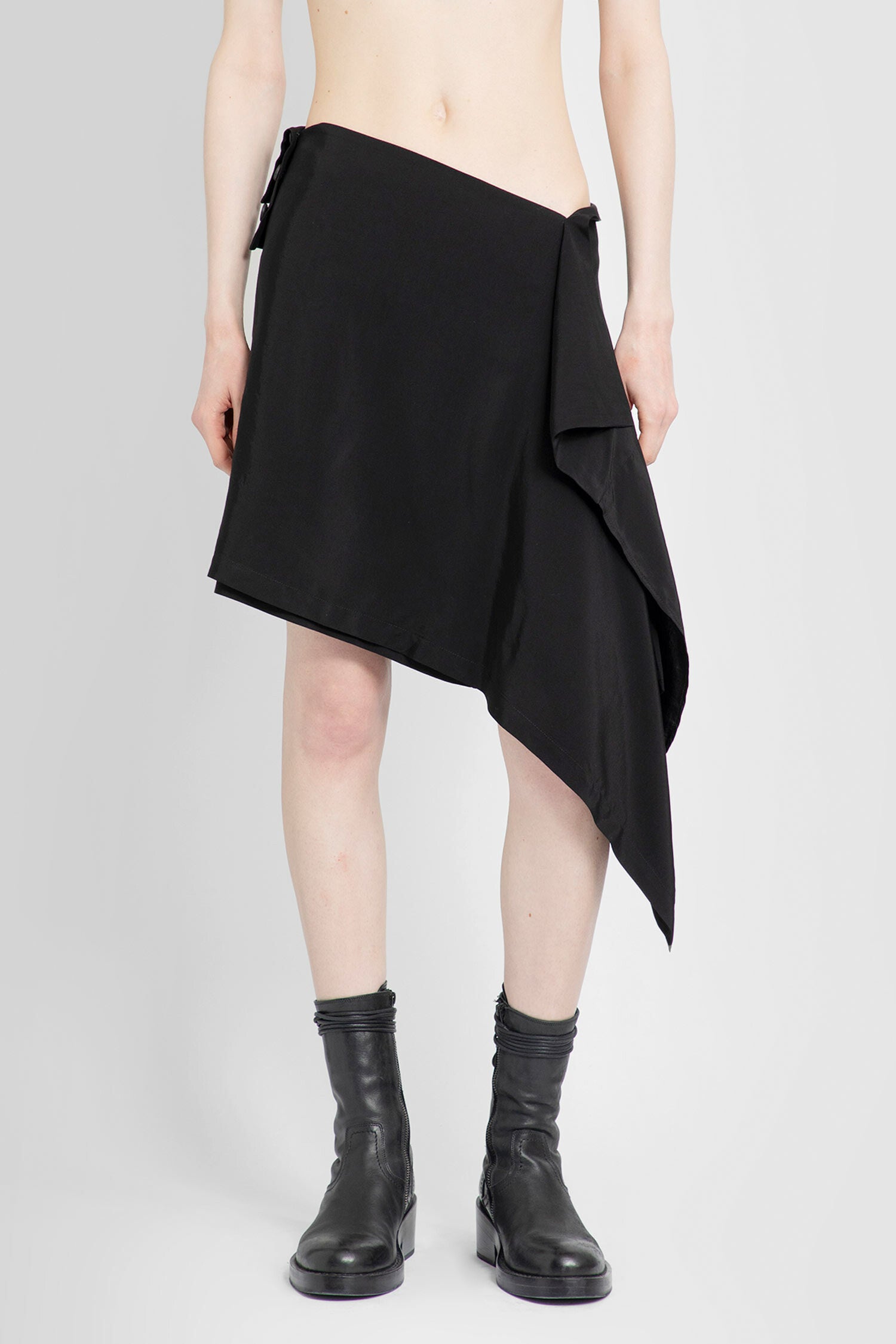 YOHJI YAMAMOTO WOMAN BLACK SKIRTS - YOHJI YAMAMOTO - SKIRTS