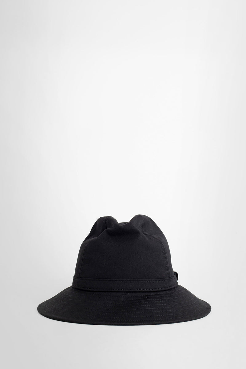 cdn./de/si/design-my-bucket-hat-d.j