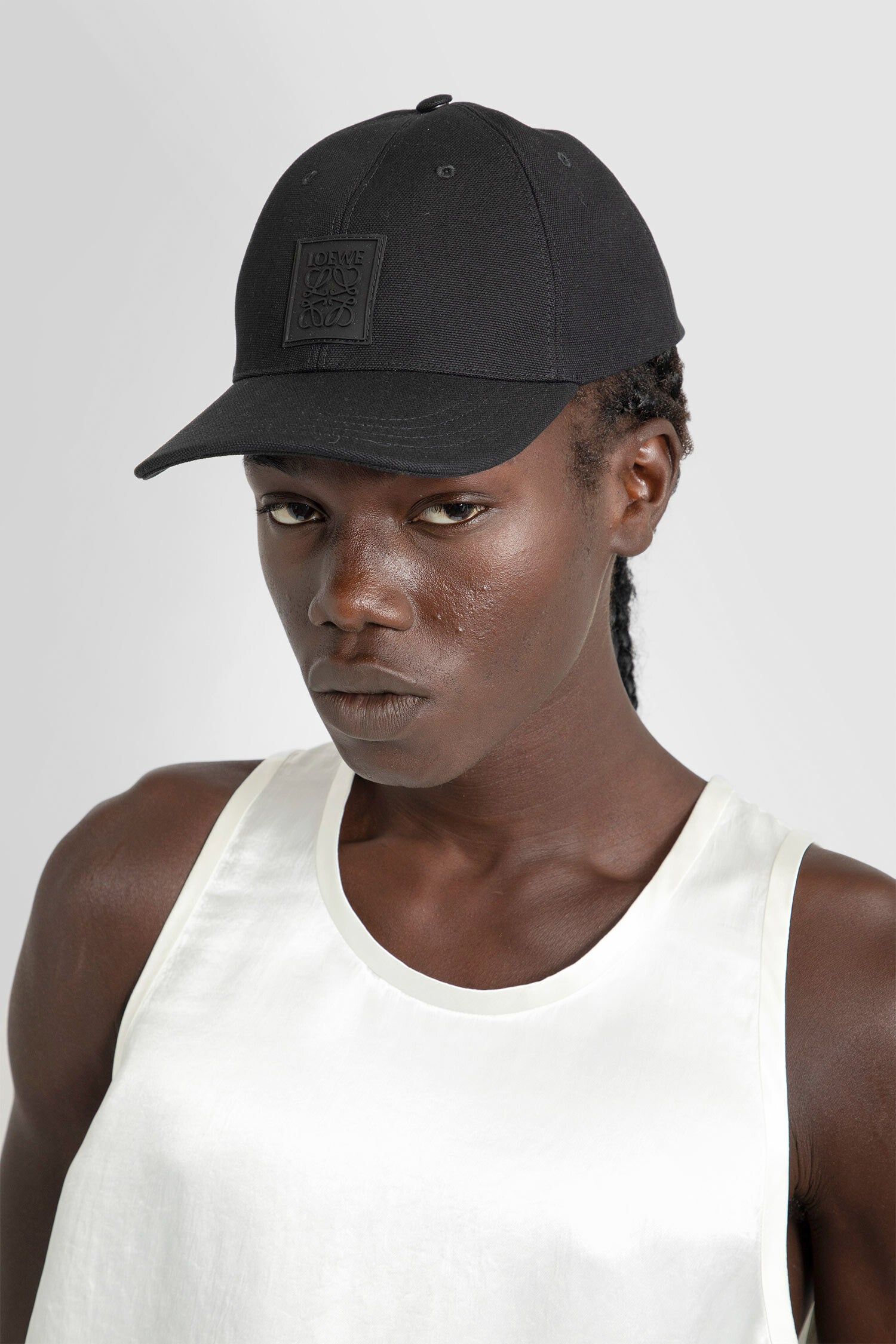 LOEWE UNISEX BLACK HATS