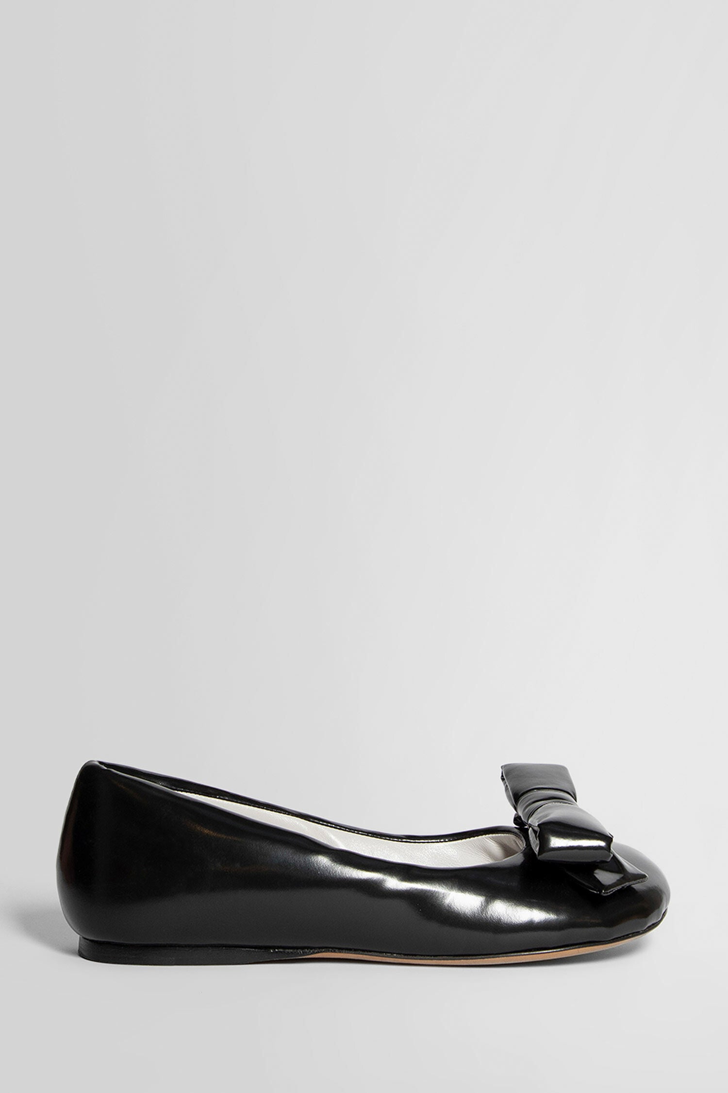 LOEWE WOMAN BLACK FLATS