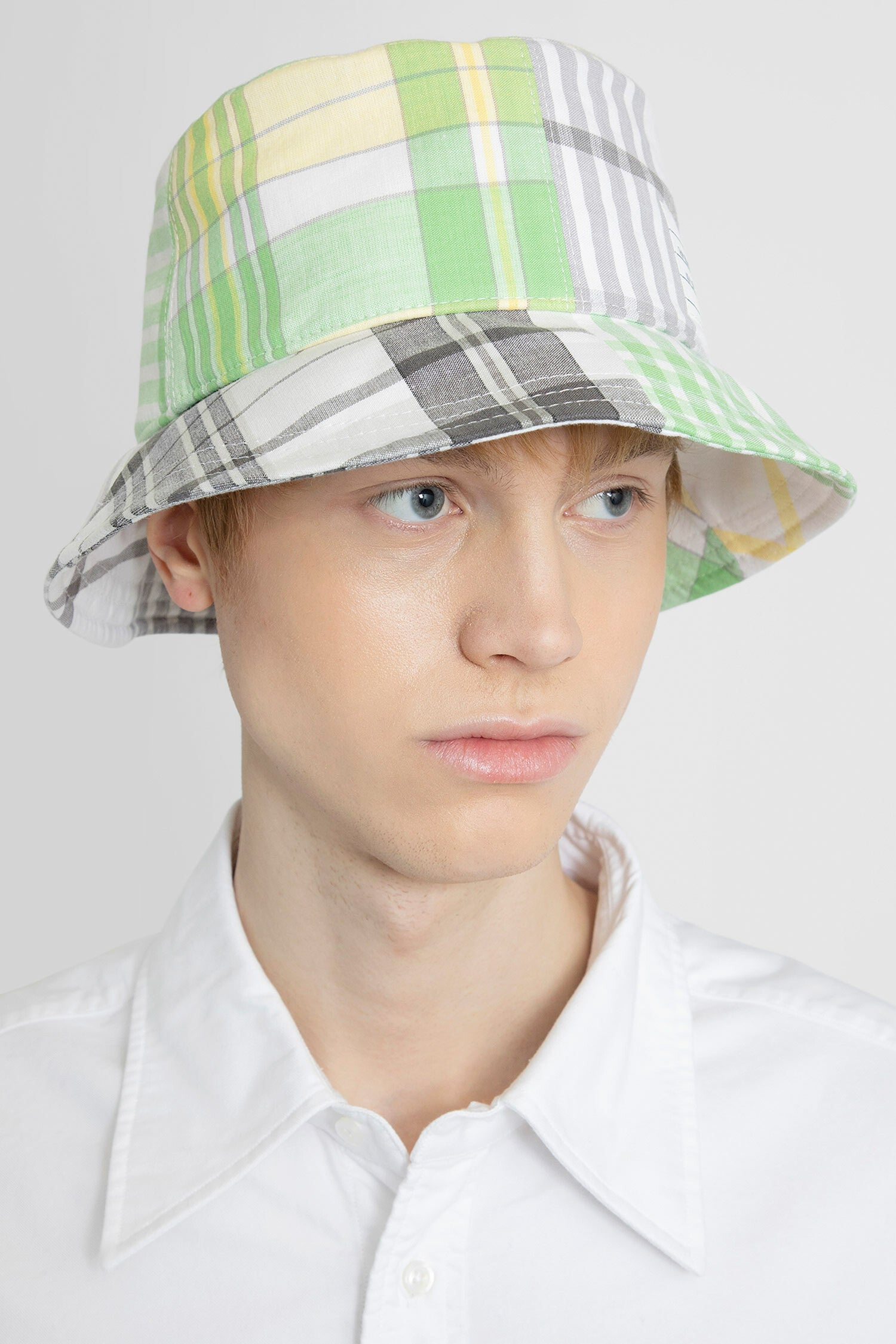 THOM BROWNE MAN MULTICOLOR HATS