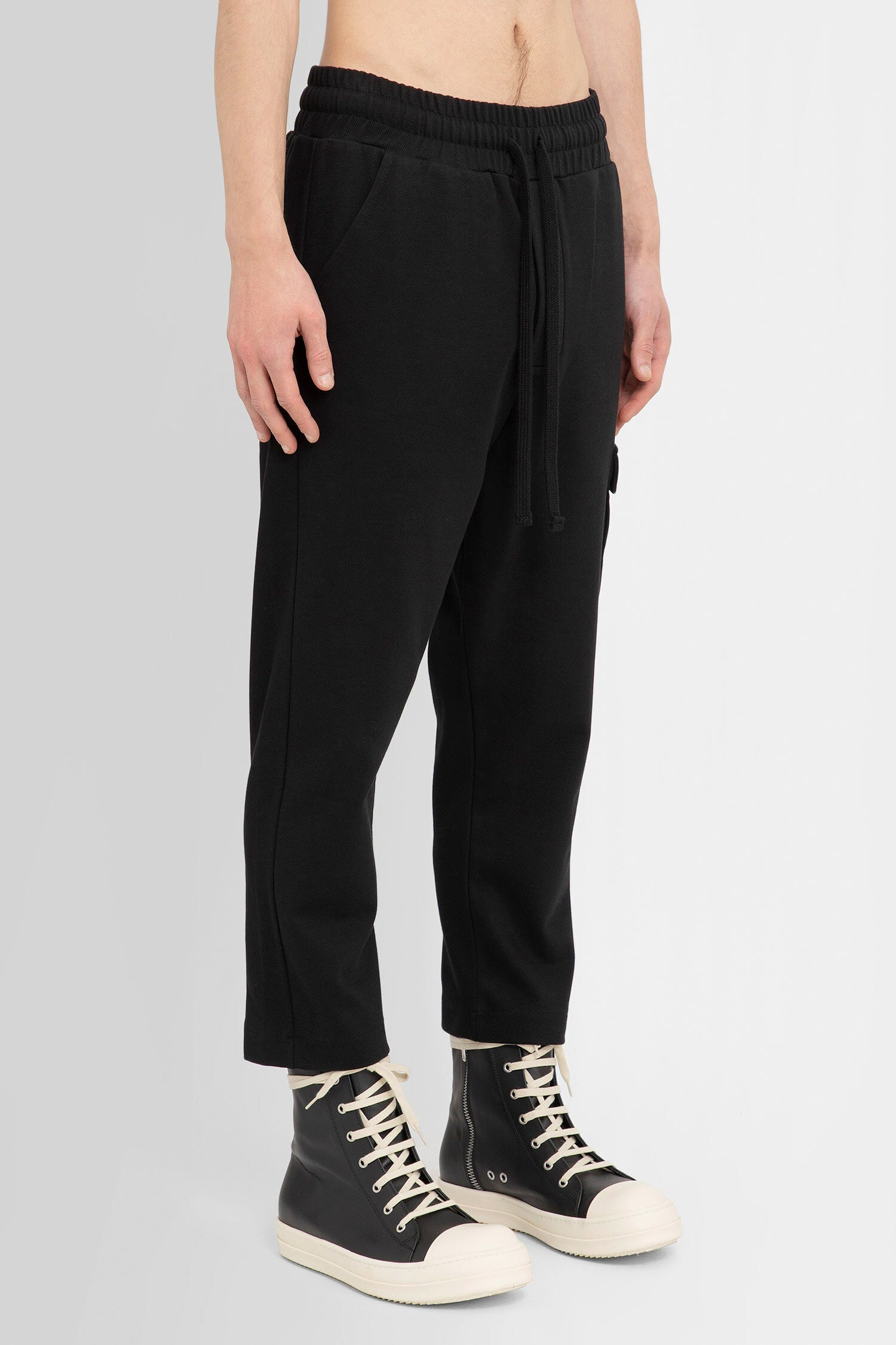 THOM KROM MAN BLACK TROUSERS