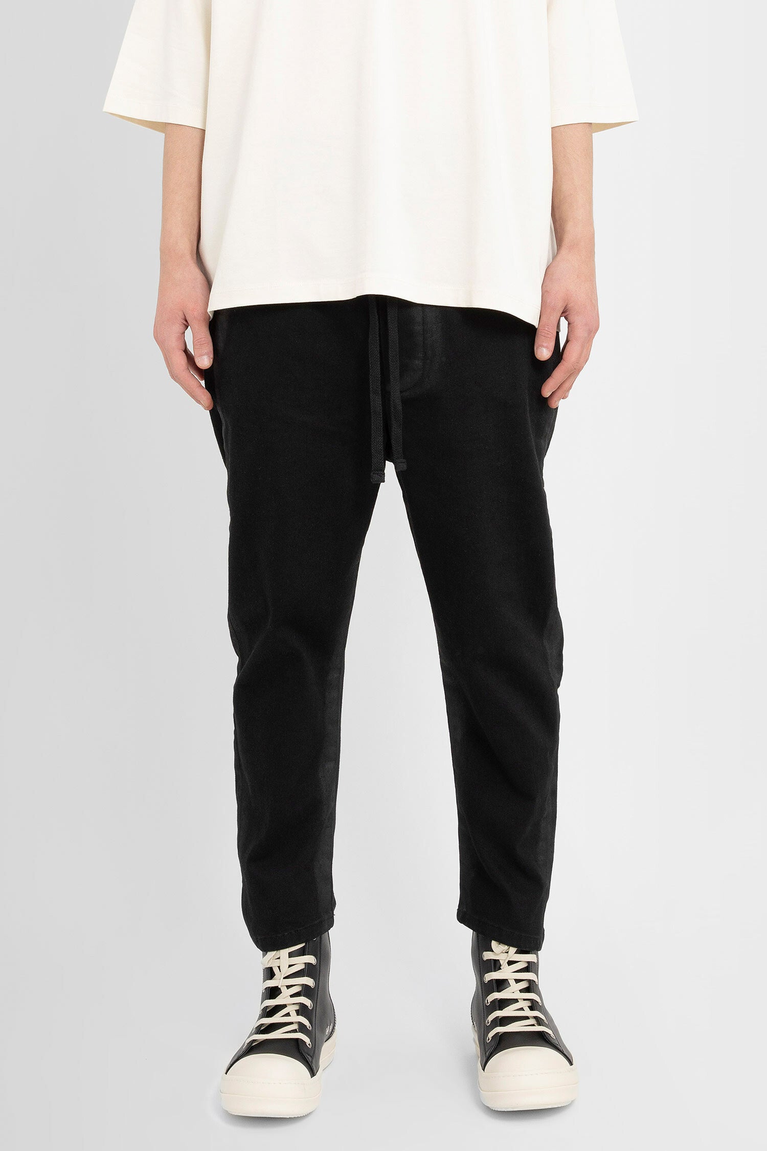 THOM KROM MAN BLACK TROUSERS