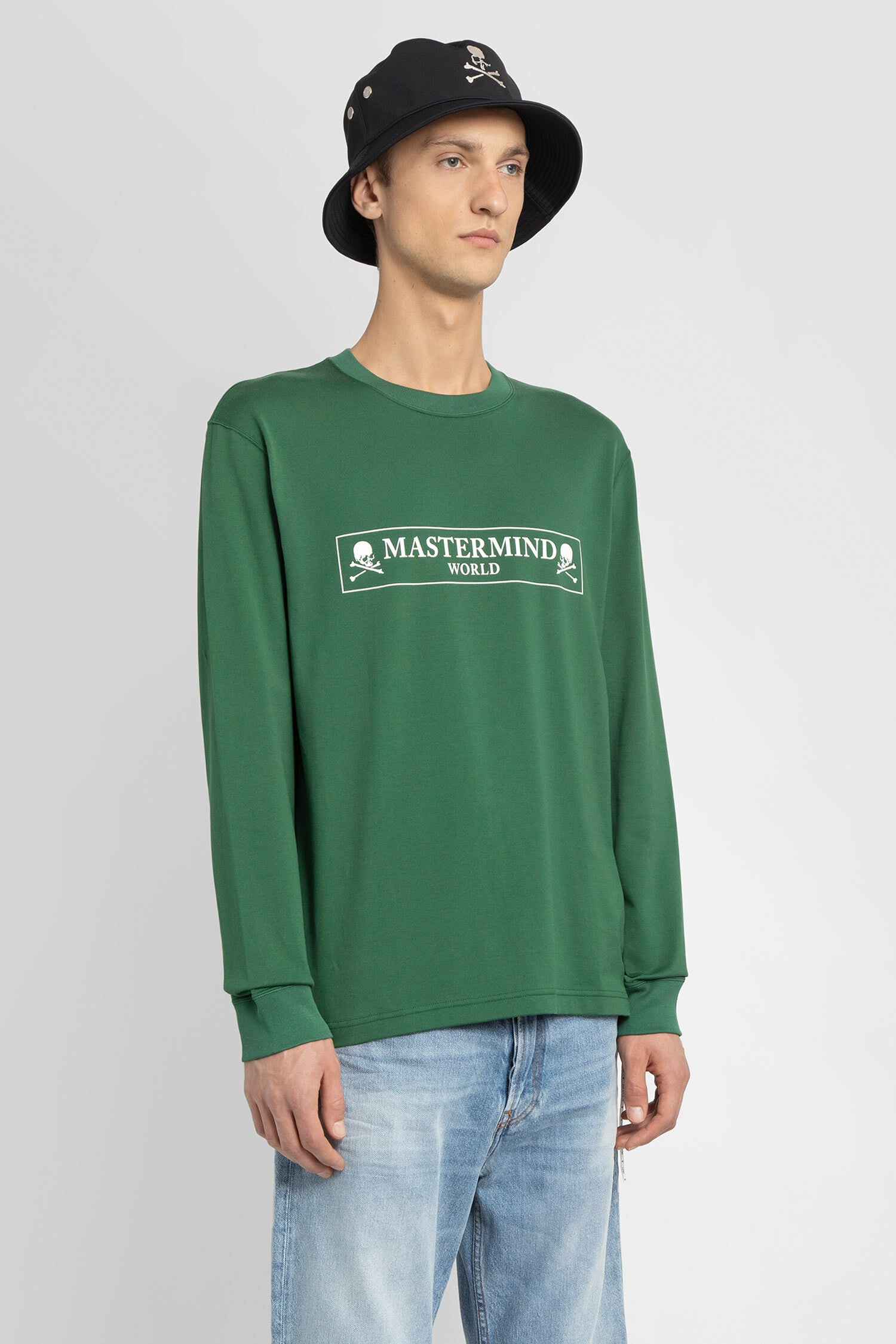 MASTERMIND WORLD MAN GREEN T-SHIRTS & TANK TOPS