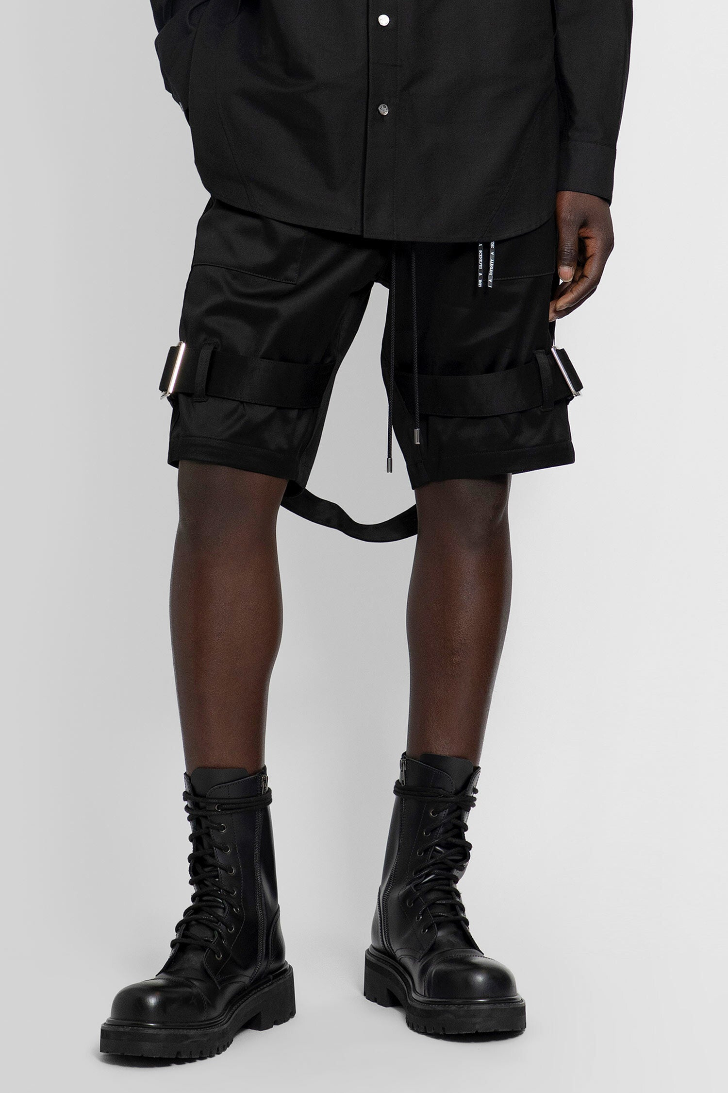 MASTERMIND WORLD MAN BLACK SHORTS & SKIRTS