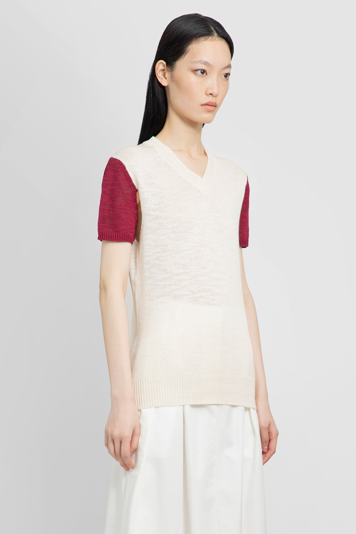 NICCOLÒ PASQUALETTI WOMAN OFF-WHITE KNITWEAR