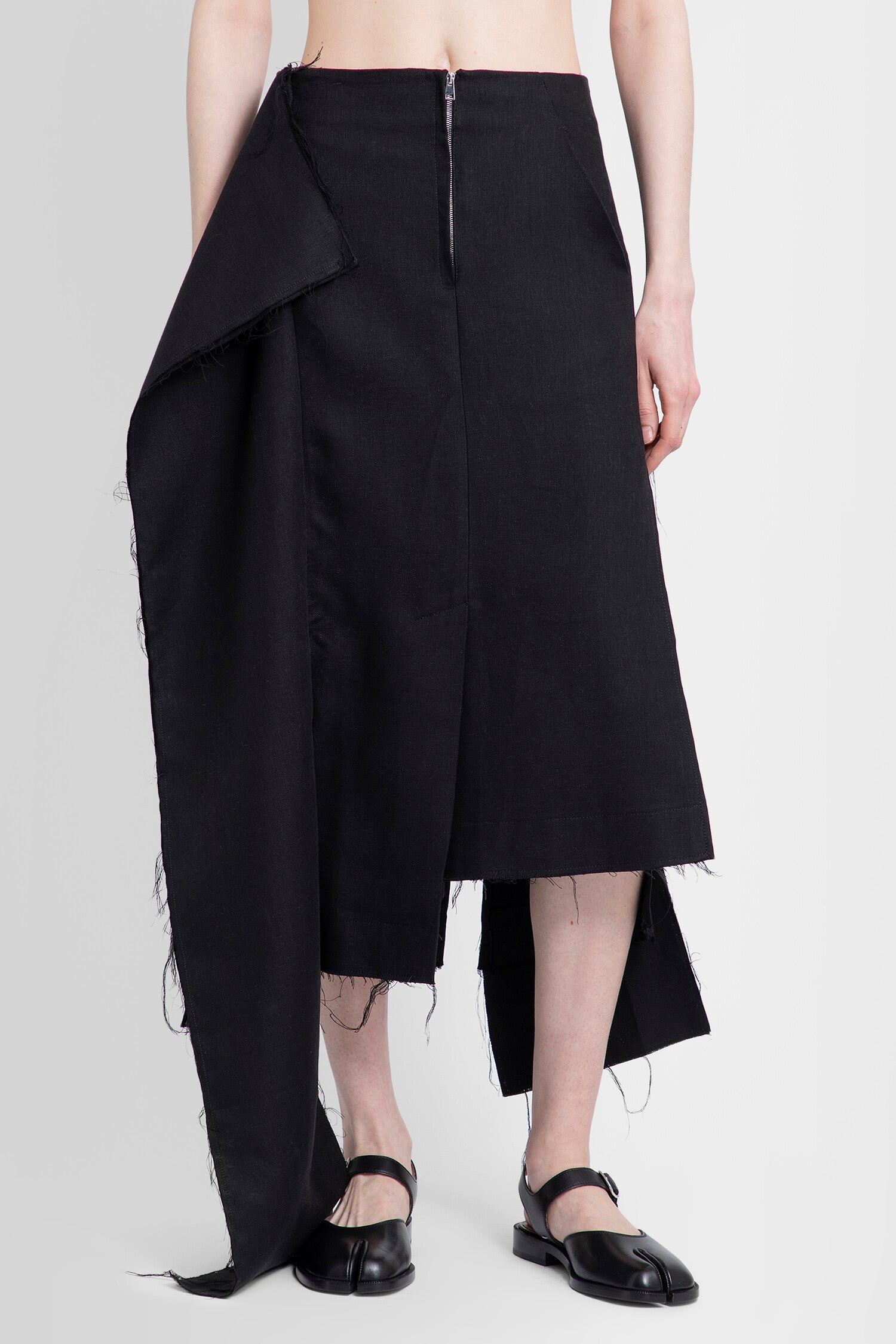 NICCOLÒ PASQUALETTI WOMAN BLACK SKIRTS